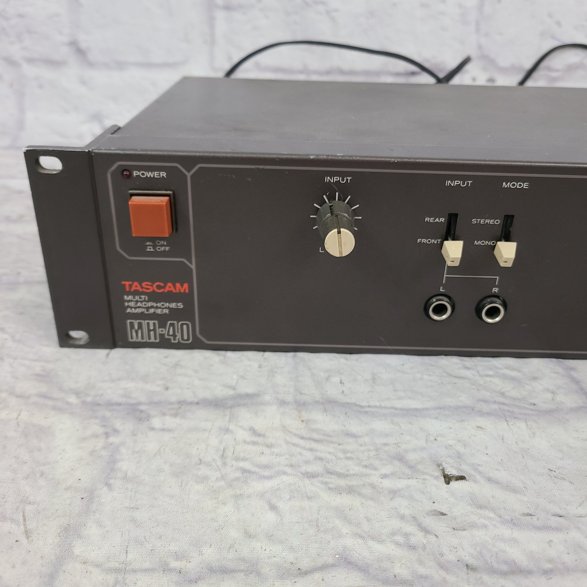 Mh 40 Tascam MH-40 Headphone Amplifier - Evolution Music