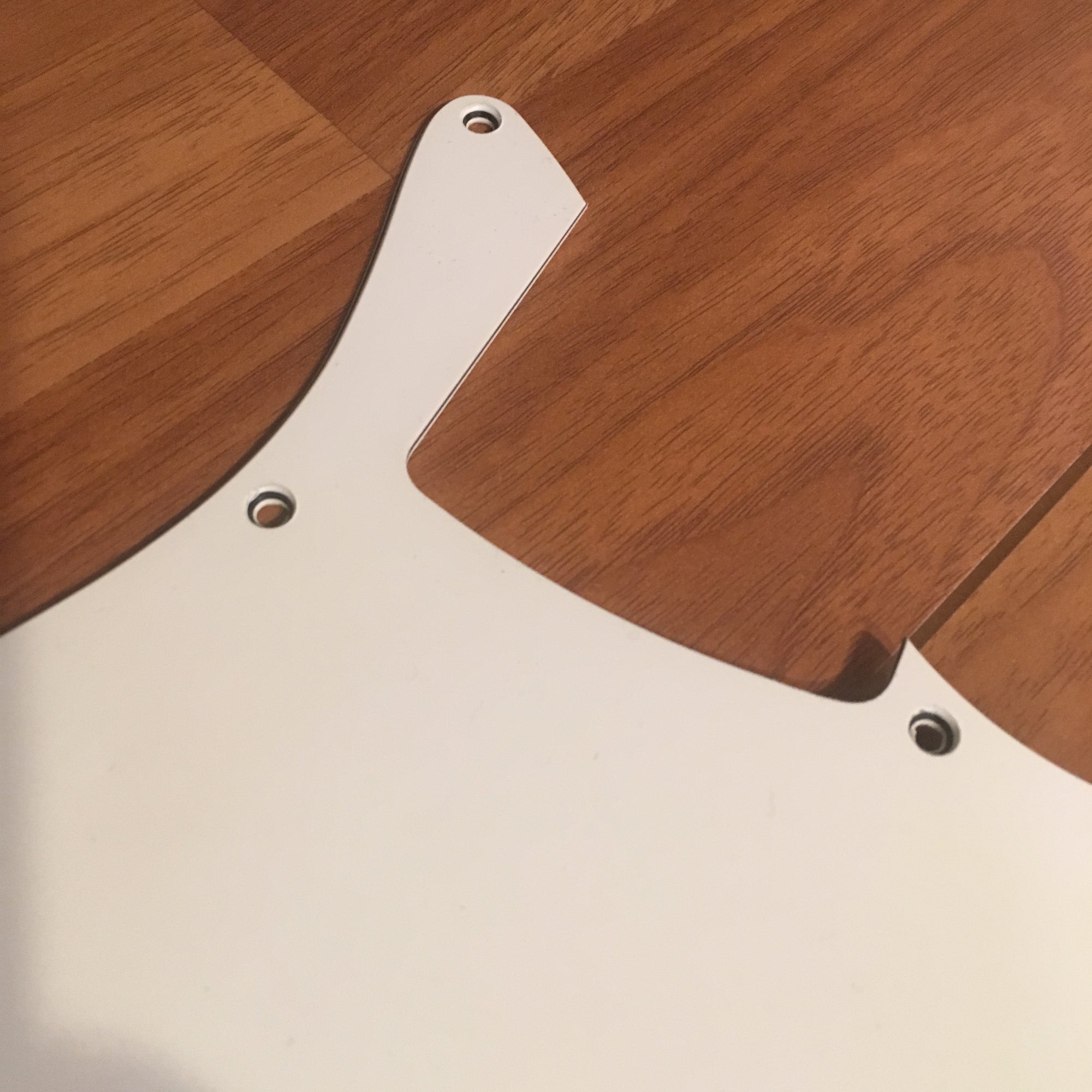 Jazz Bass Pickguard Cream (Single Slot)