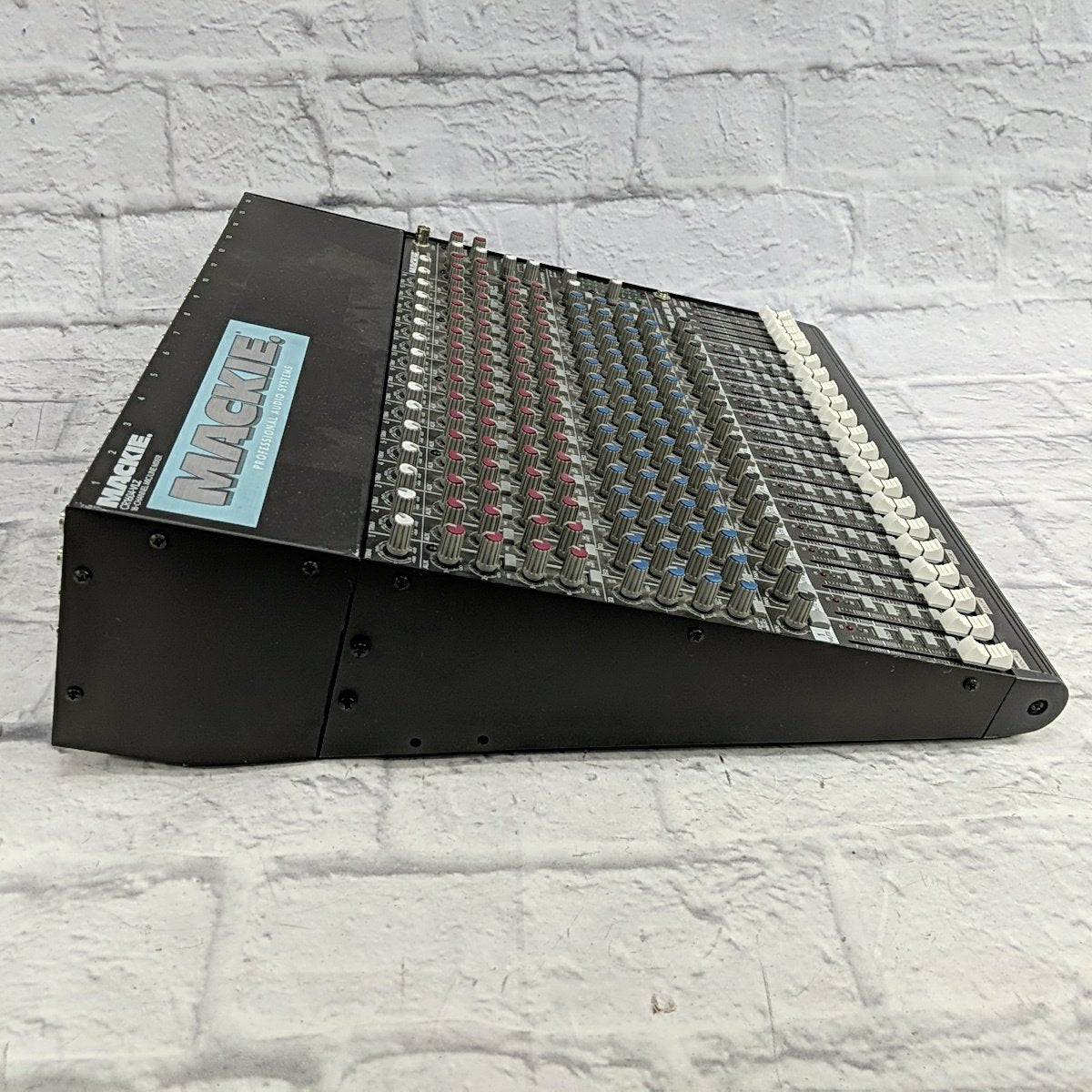 Mackie 1604-VLZ 16ch Passive Mixer
