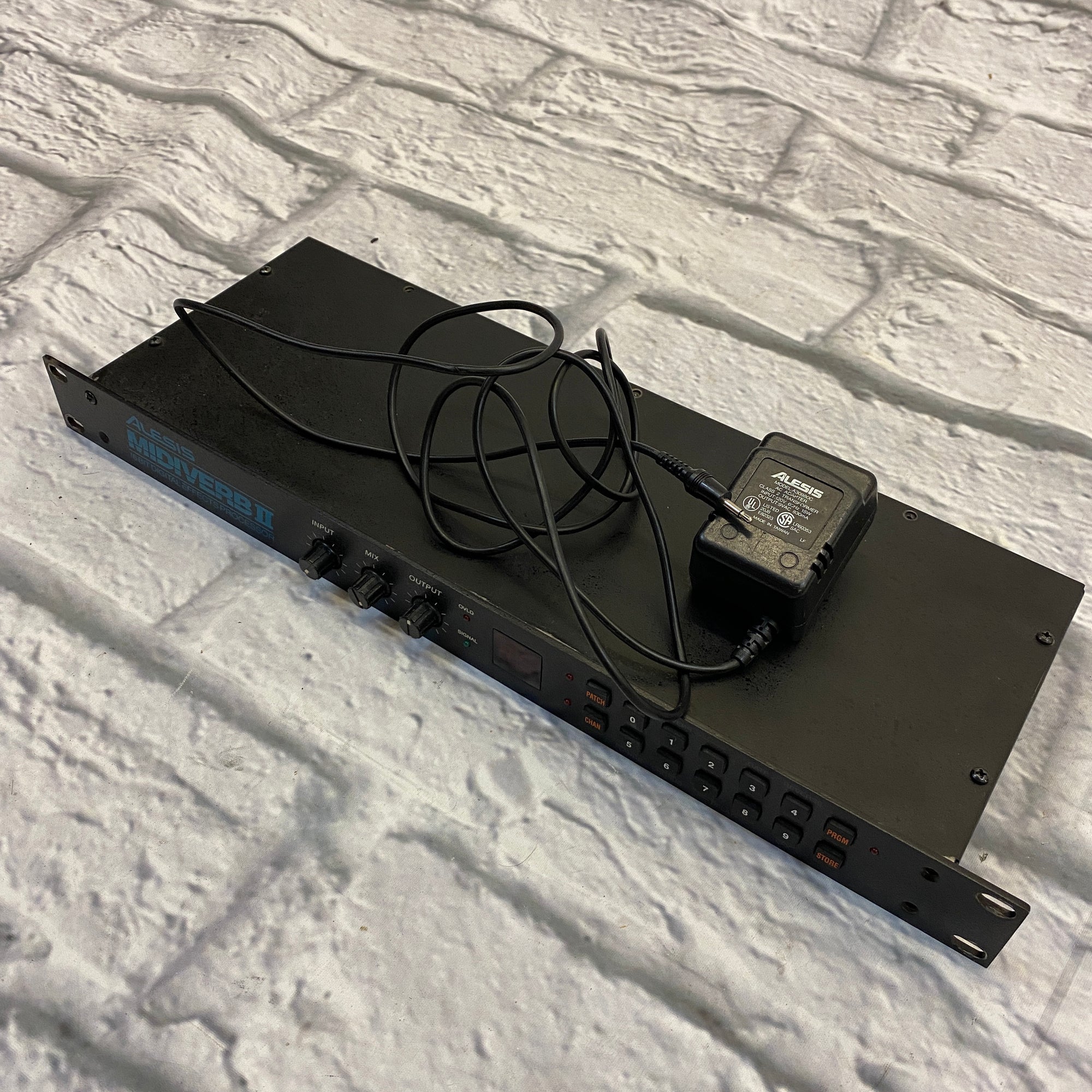 Alesis Midiverb II 16 Bit Digital Effects Processor Rack Unit
