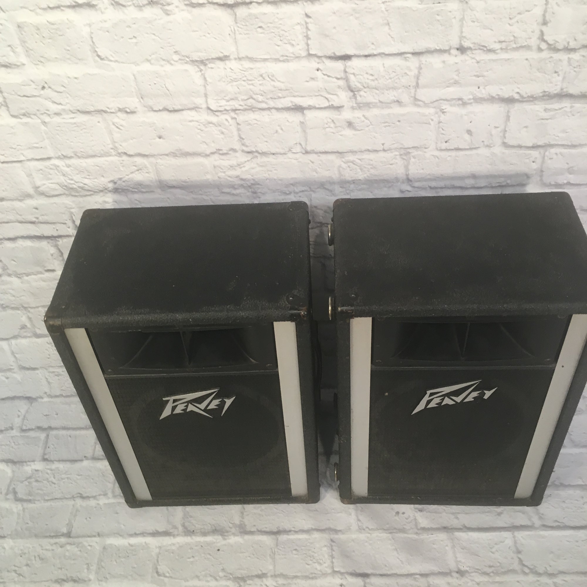 Peavey 112H Speaker Pair (One Tweeter Not Working Sold As-Is)