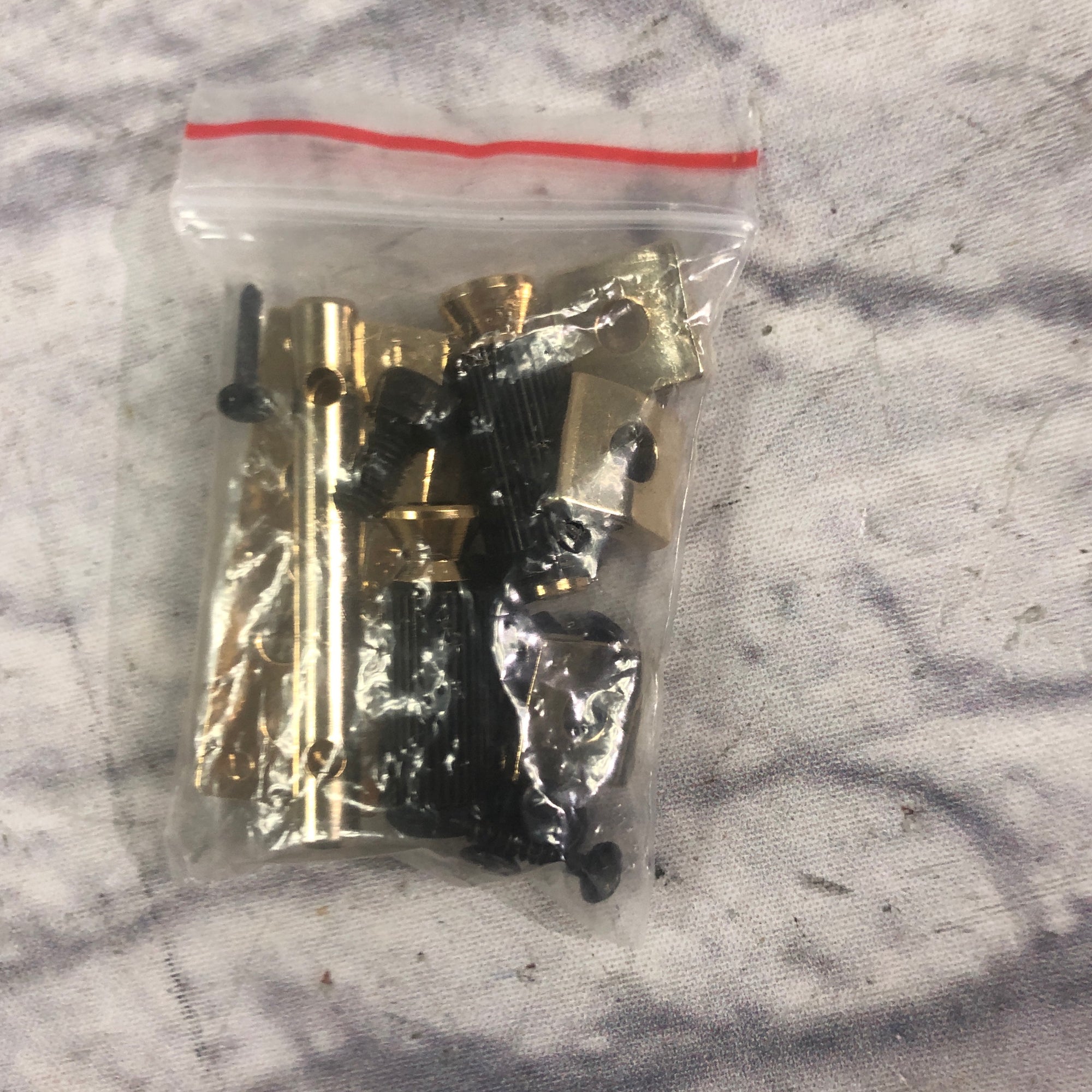 Floyd Rose Special Locking TREMOLO Bridge & R2 Nut Electric Gold