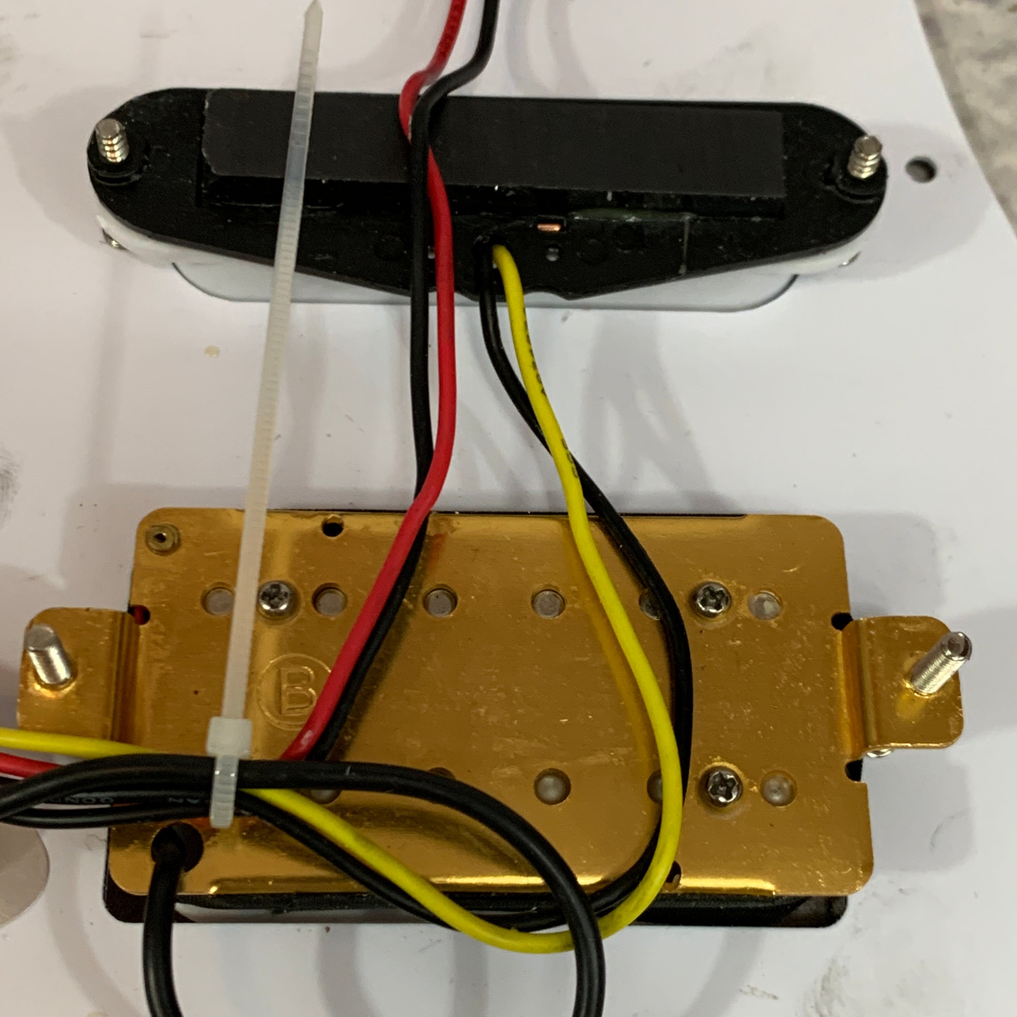 Loaded HSS Strat Pickguard Red