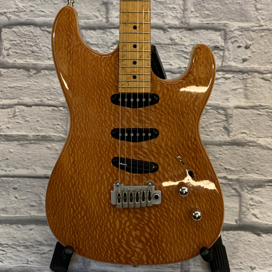 RT Custom Handmade Strat with Australian Lacewood Body