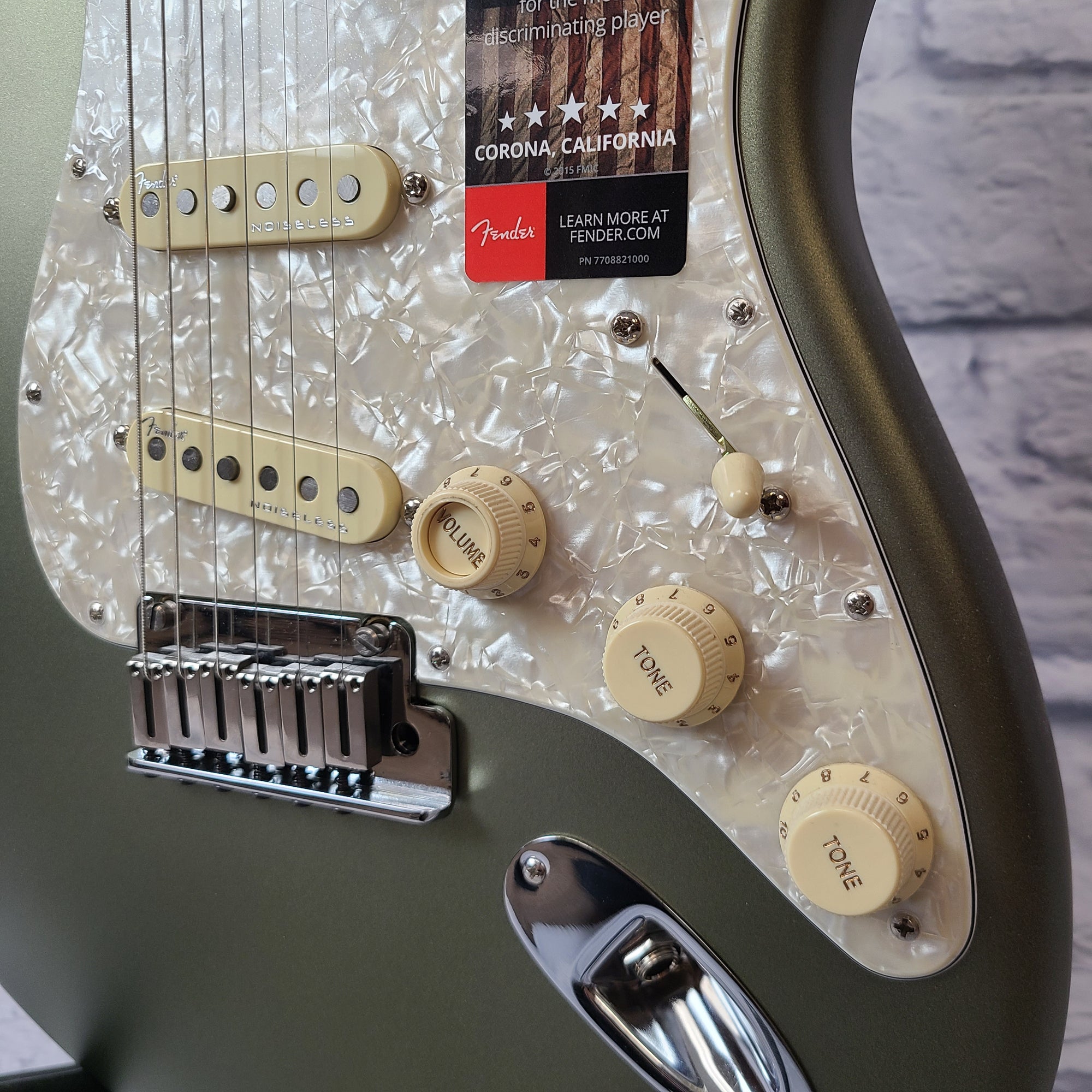 Fender American Elite Stratocaster MN SA Maple Fretboard - Satin Jade Pearl