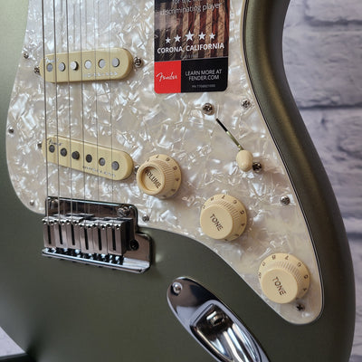 Fender American Elite Stratocaster MN SA Maple Fretboard - Satin Jade Pearl