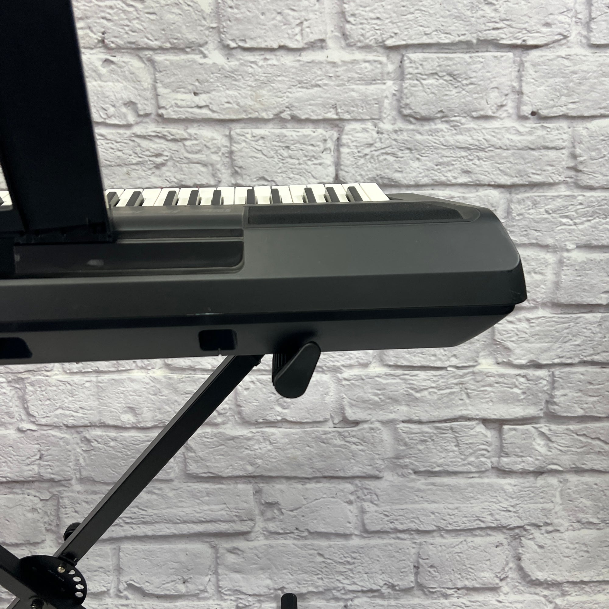 Yamaha PSR-EW300 Digital Piano