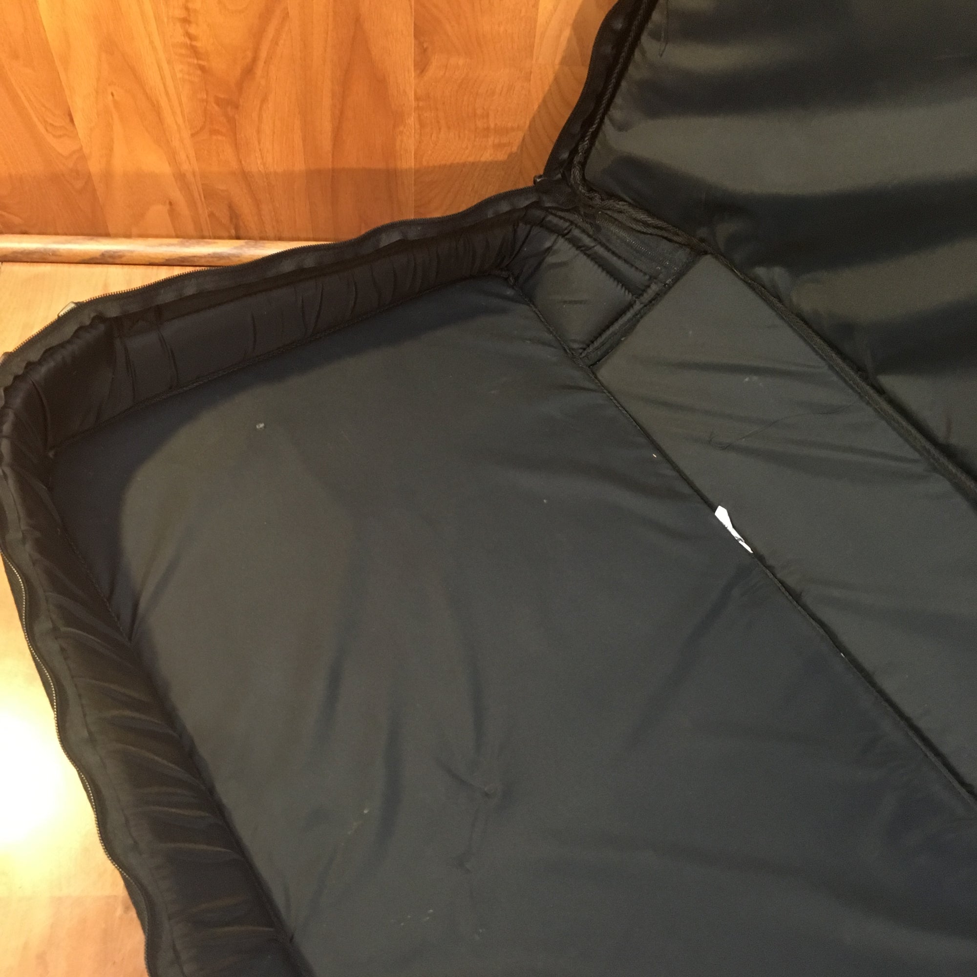 Humes & Berg TX6070 Tuxedo Keyboard Bag
