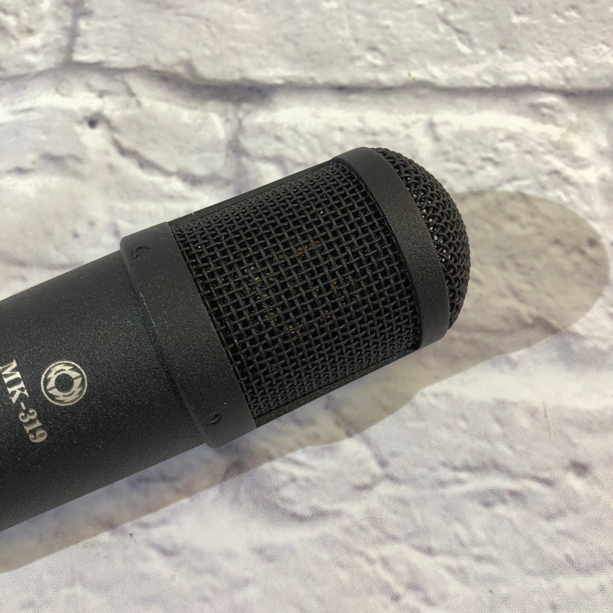 Oktava MK-319 Condenser Microphone
