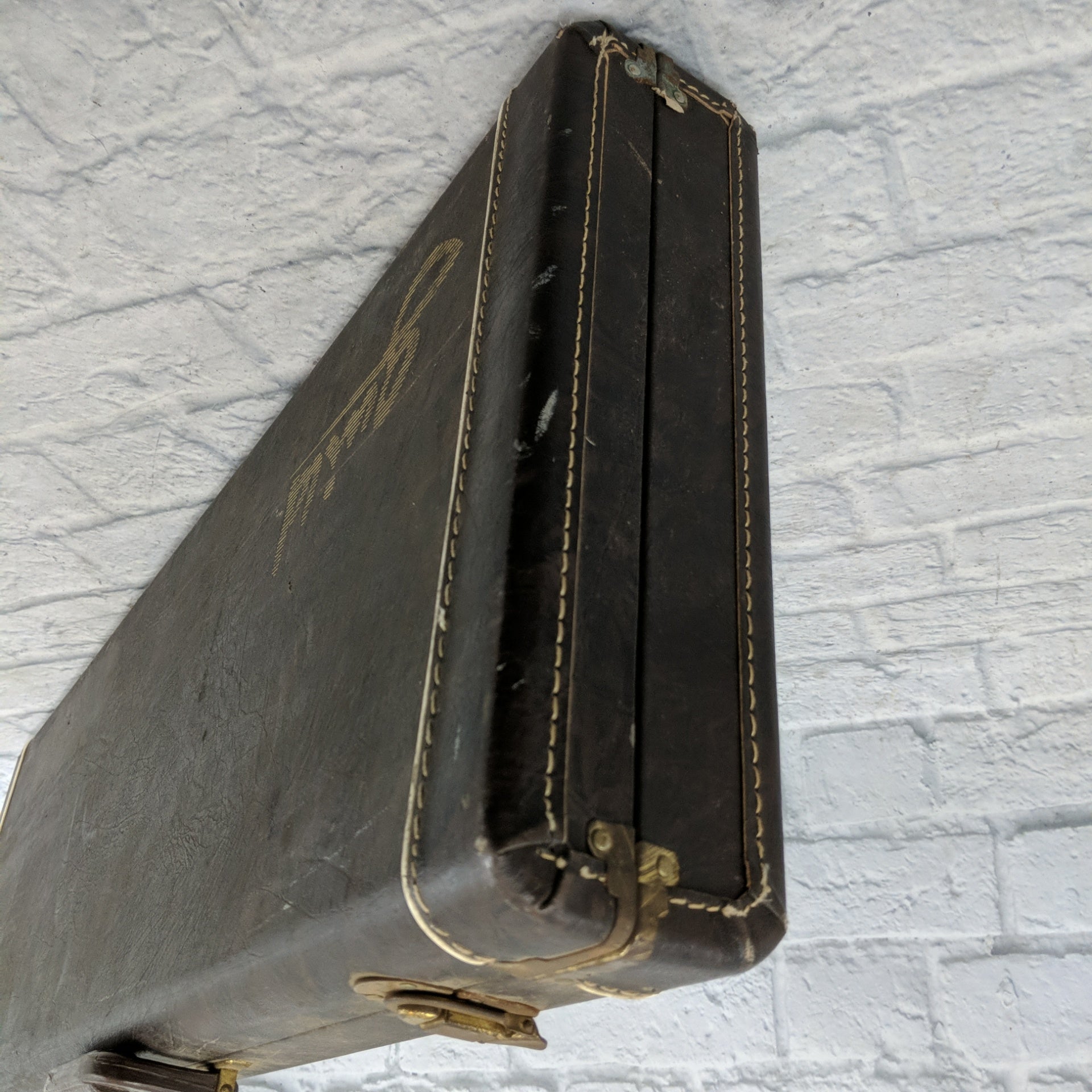 Vintage 1980s Guild Electric Guitar Hard Shell Case