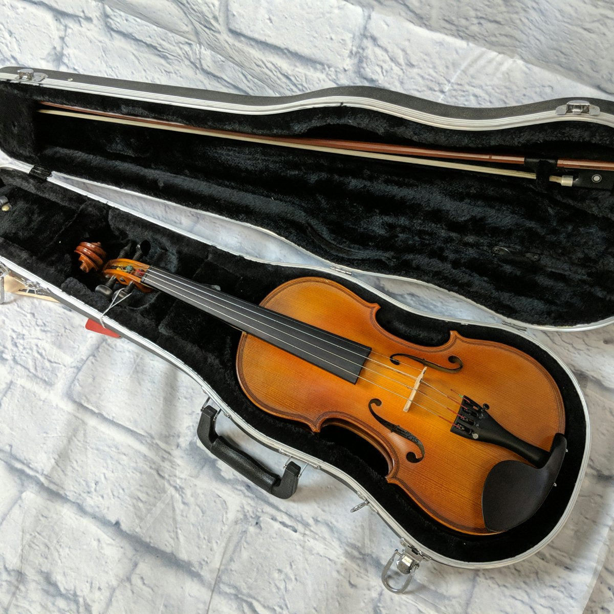 Franz Hoffman Prelude 4/4 Violin 26003 Outfit w/case & bow