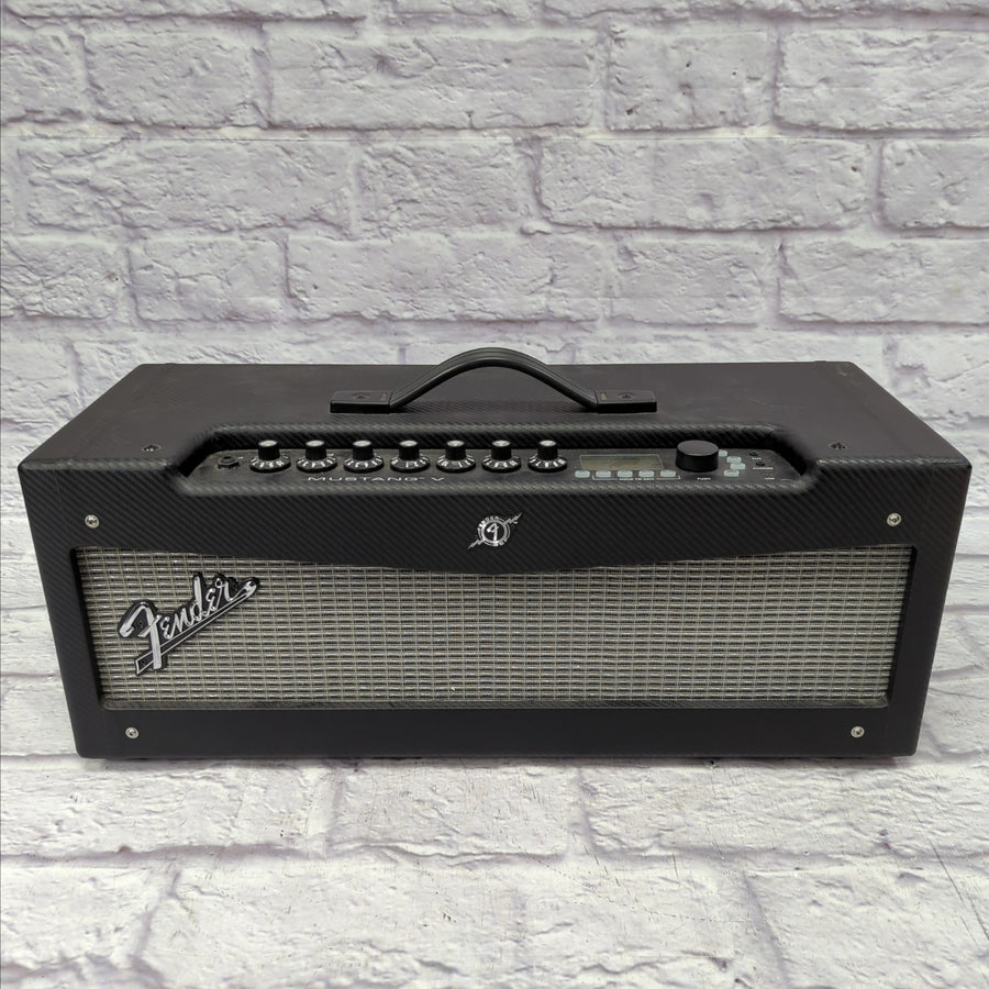 Fender Mustang V Guitar Amp Head w/ Cover and 4 Button Footswitch