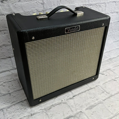Fender Blues Junior Guitar Combo Amp