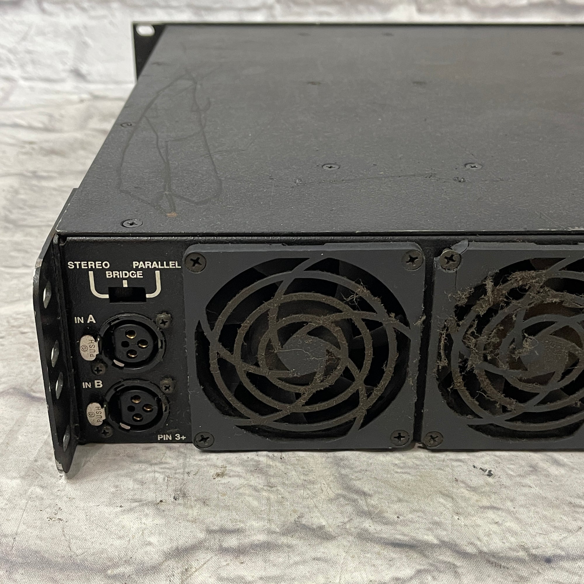 Crest Audio 4601 Power Amp