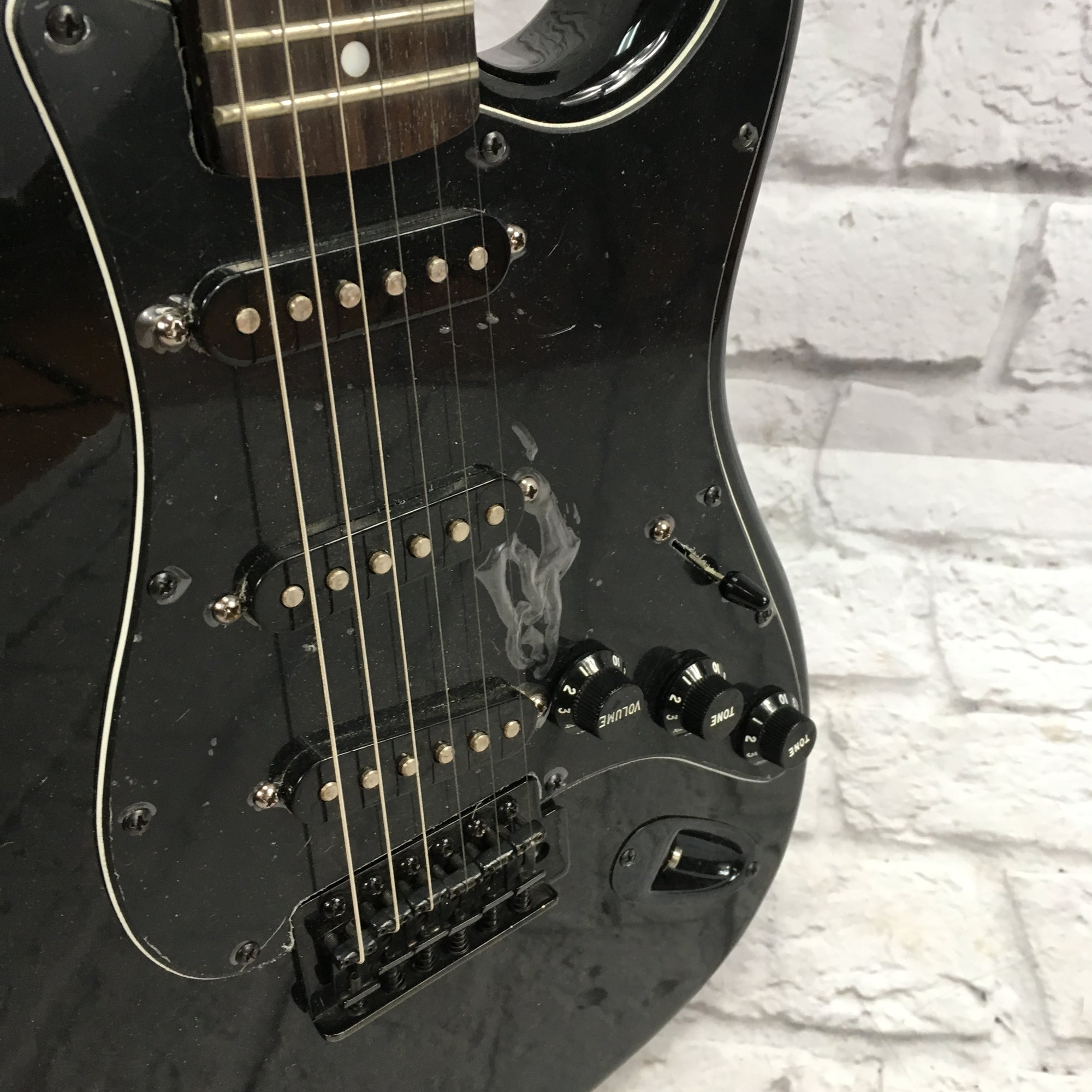 Unknown Black Strat Style Electric Guitar