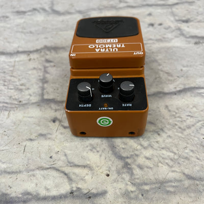 Behringer UT300 Tremolo Pedal
