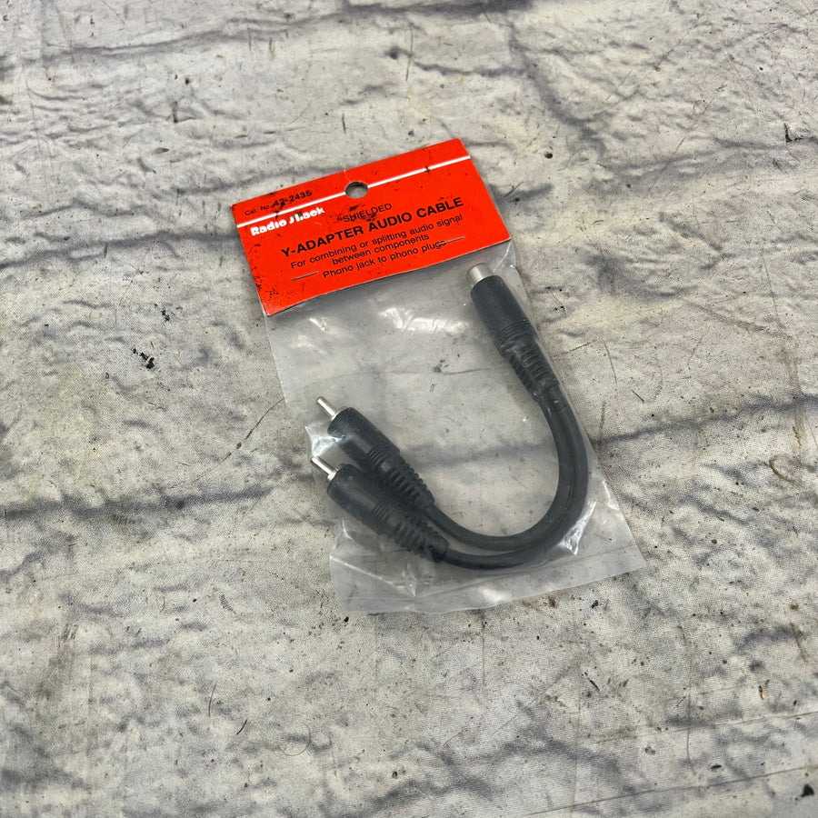 Radio Shack Shielded Y Adapter Adapter/Splitter