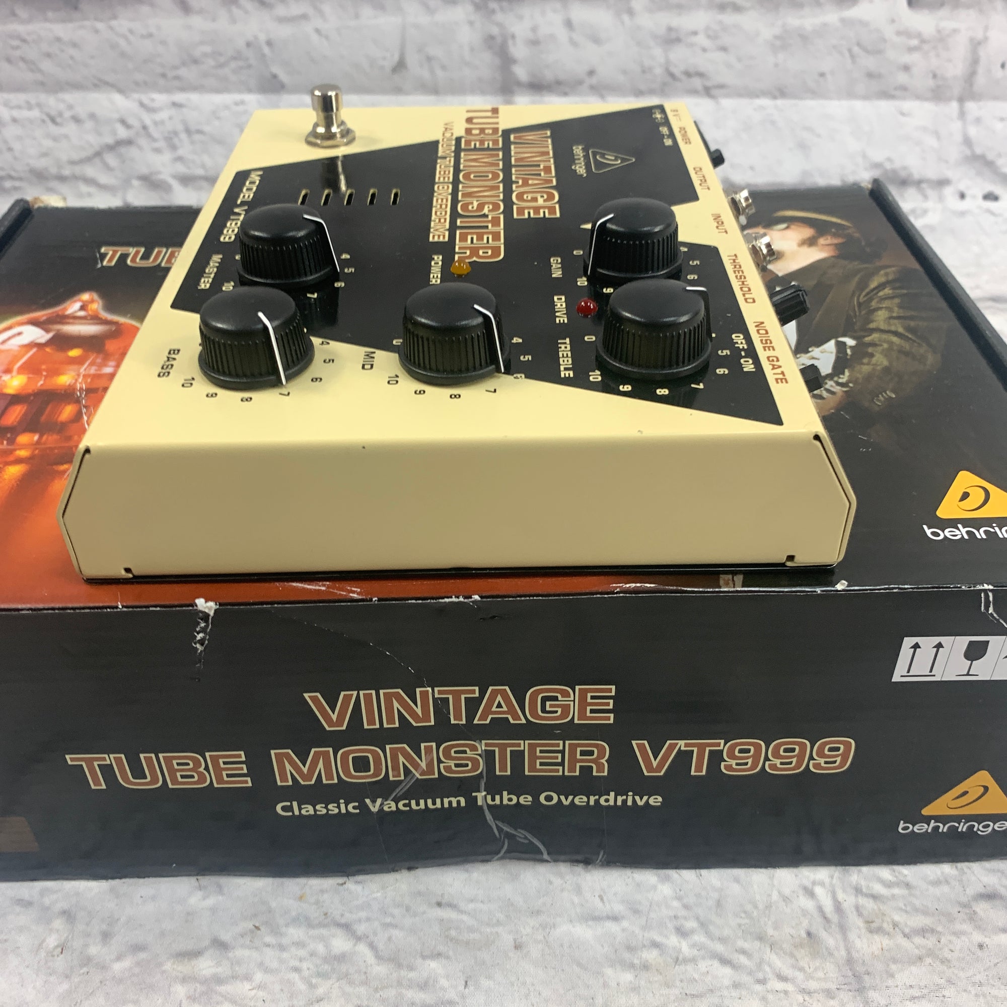 Behringer Vintage Tube Monster Vacuum Tube Overdrive Pedal