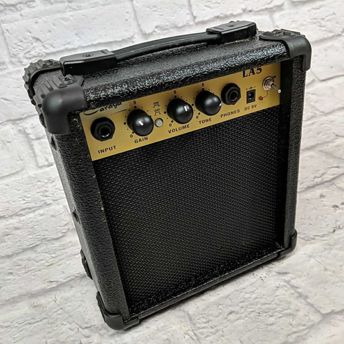 Caraya LA5 9V Battery Powered Portable Guitar Practice Amp
