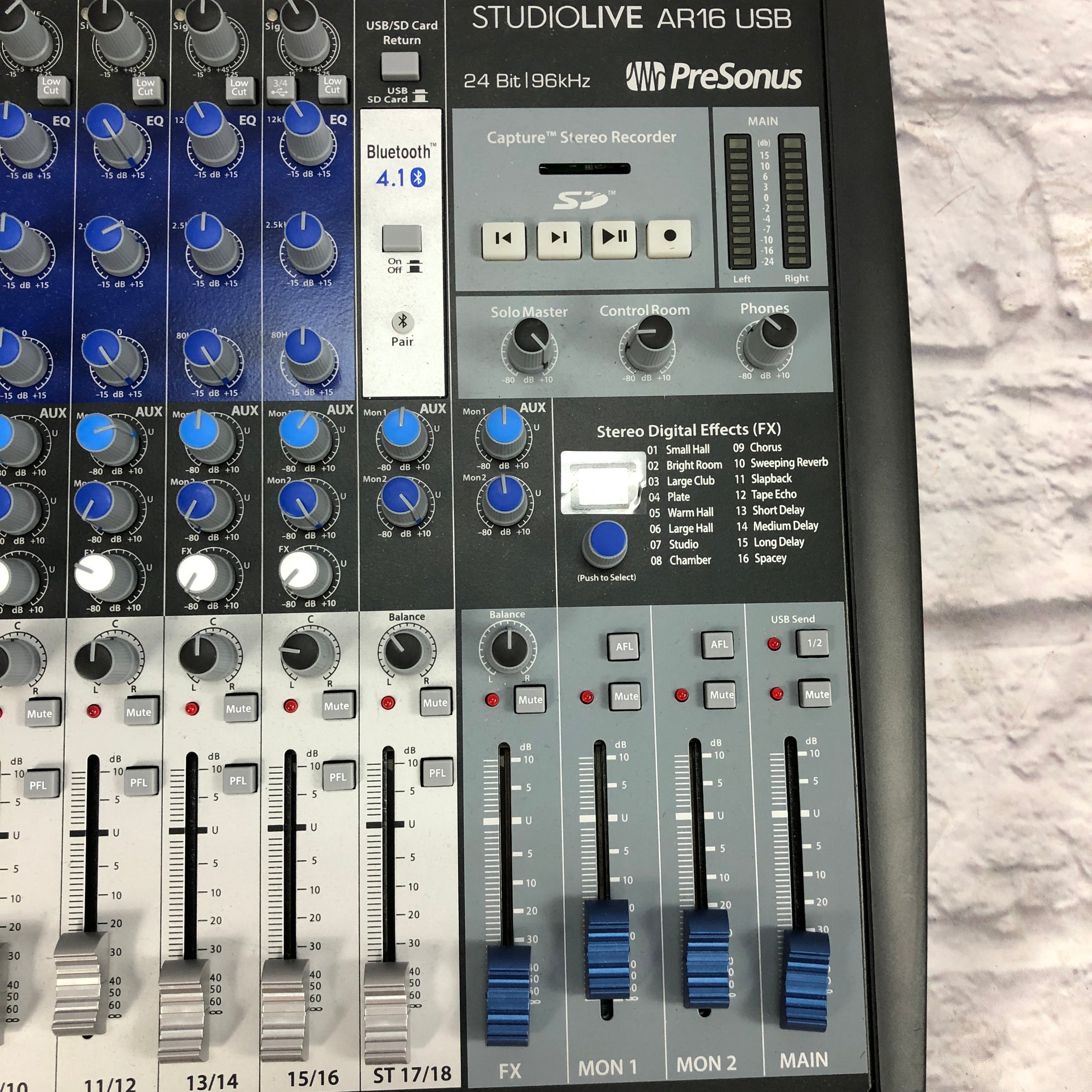 PreSonus Studio Live AR16 USB Mixer
