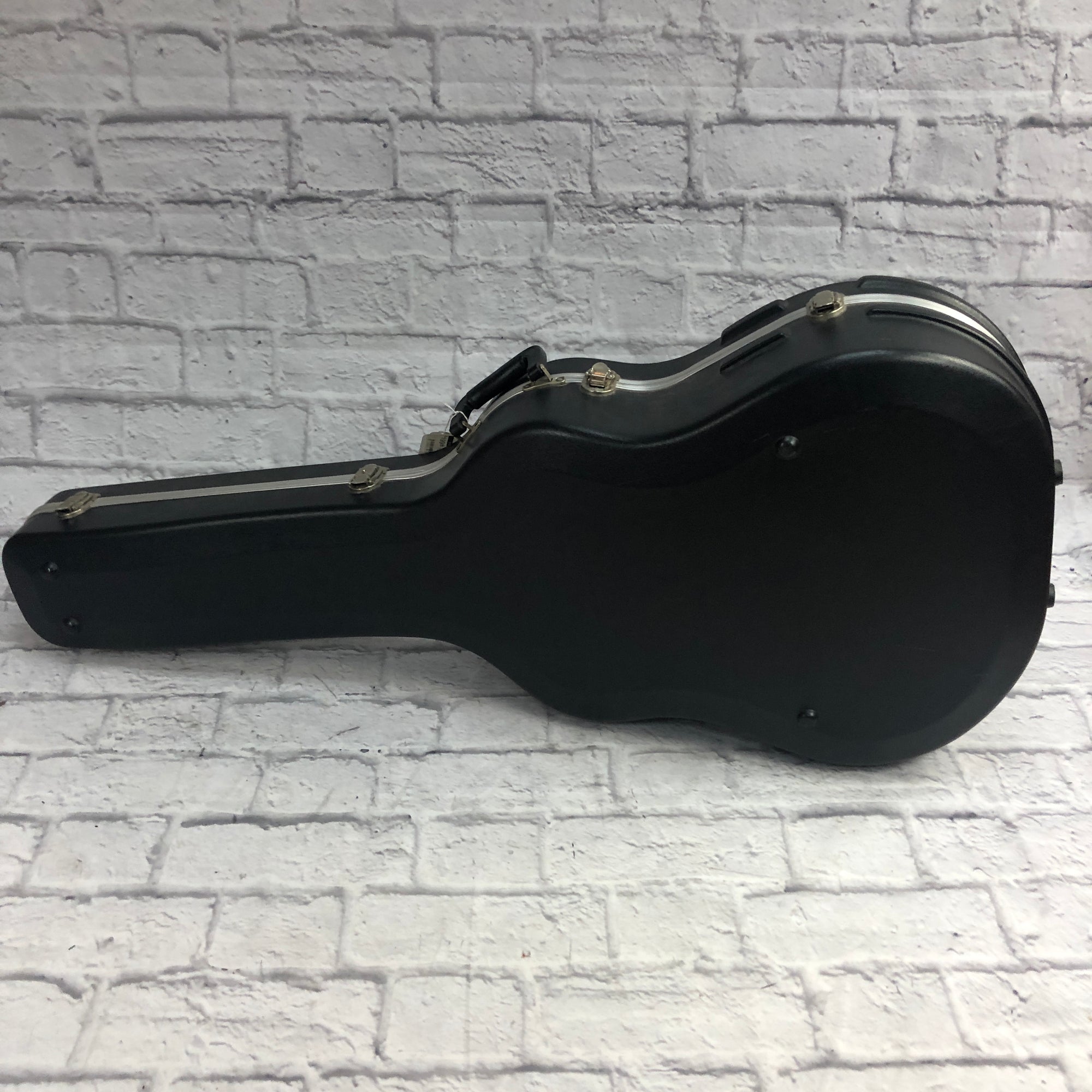 Ovation Deep Bowl Acoustic Guitar Hard Shell Case