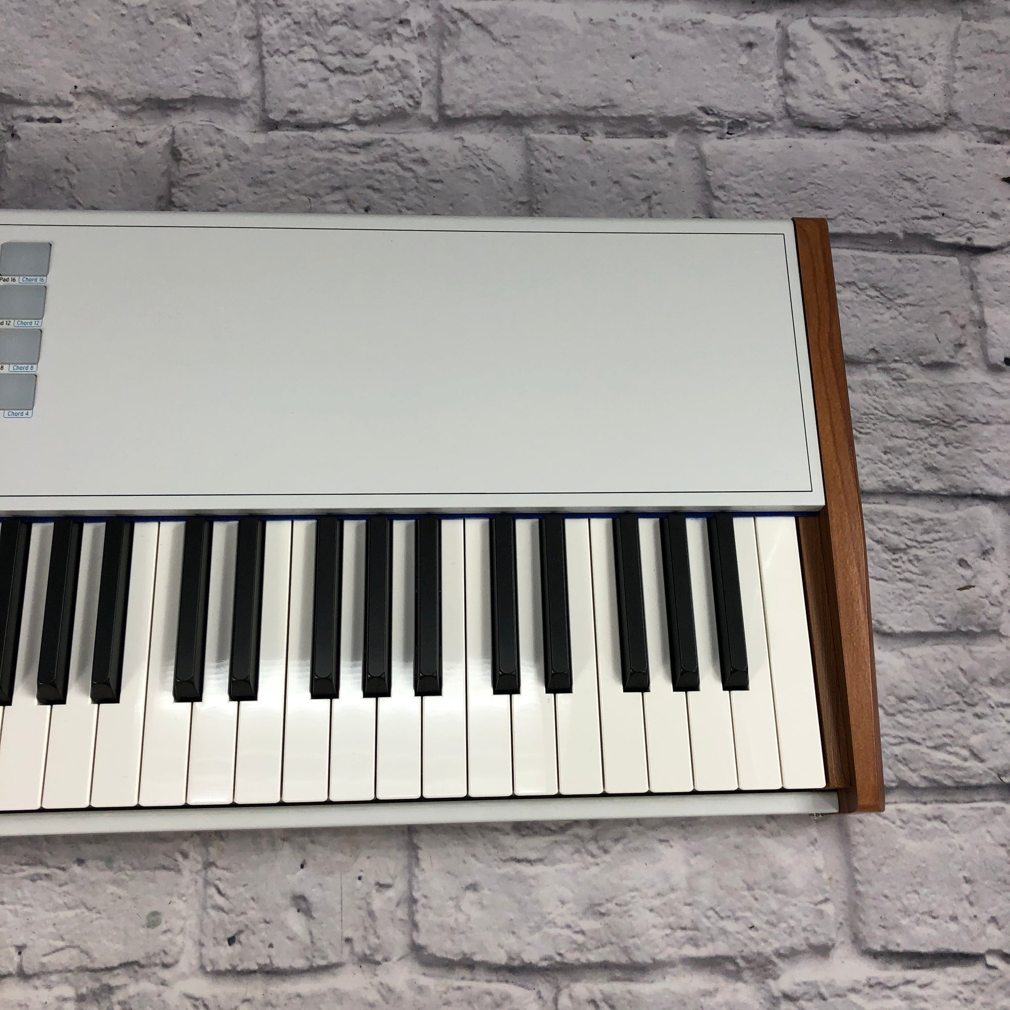 Arturia Keylab 88 MIDI/USB Hammer-Action Hybrid Keyboard Controller