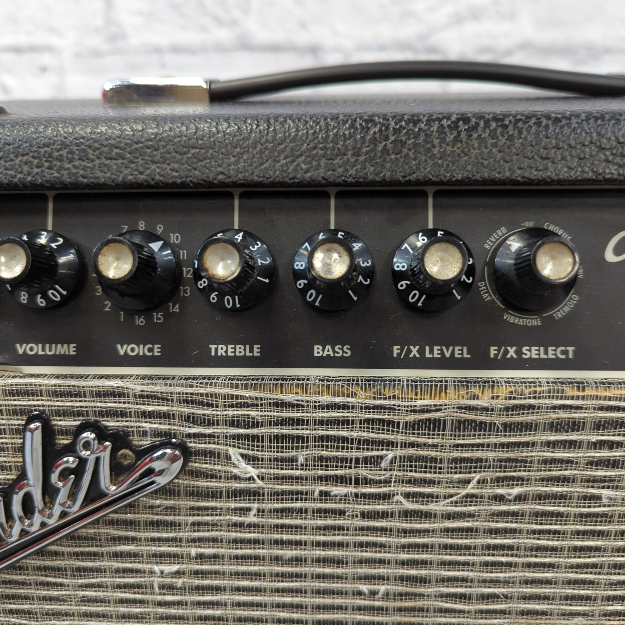 Fender Vibro Champ XD 5 Watt Tube Modeling Combo Amp