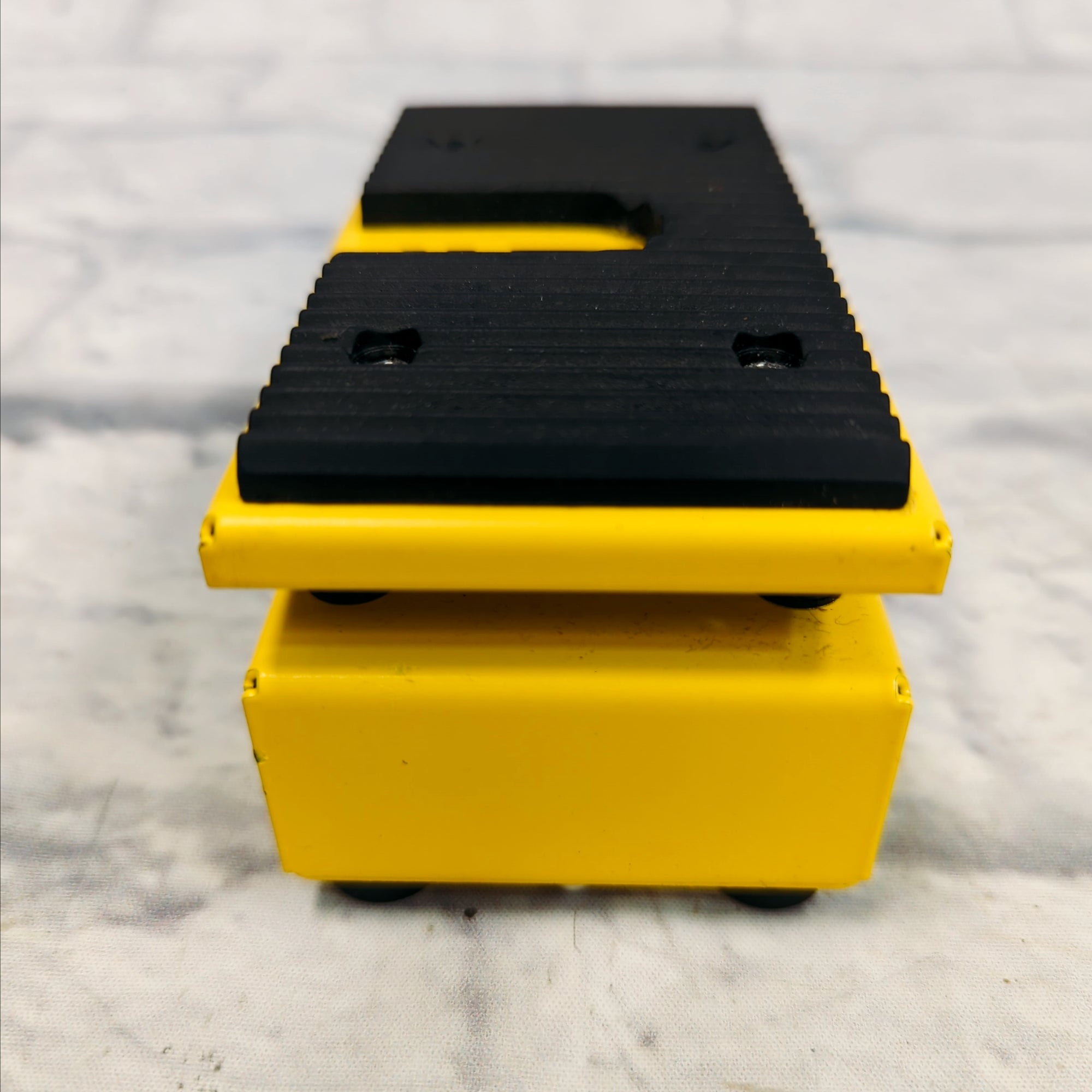 amt volume pedal AMT LLM-2 Little Loudmouth Volume Pedal Made in Russia