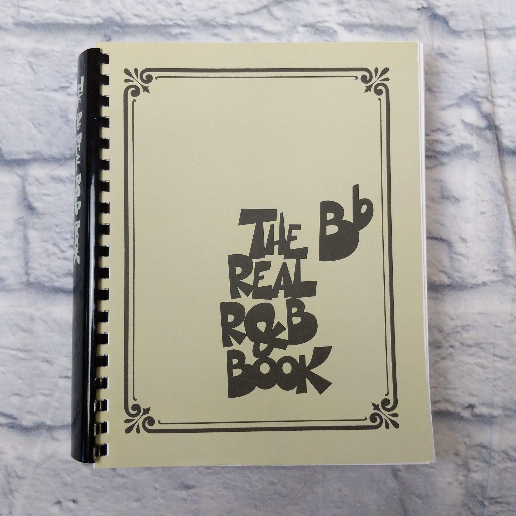 Hal Leonard The Real R&B Book (B-Flat Instruments) Fake Book