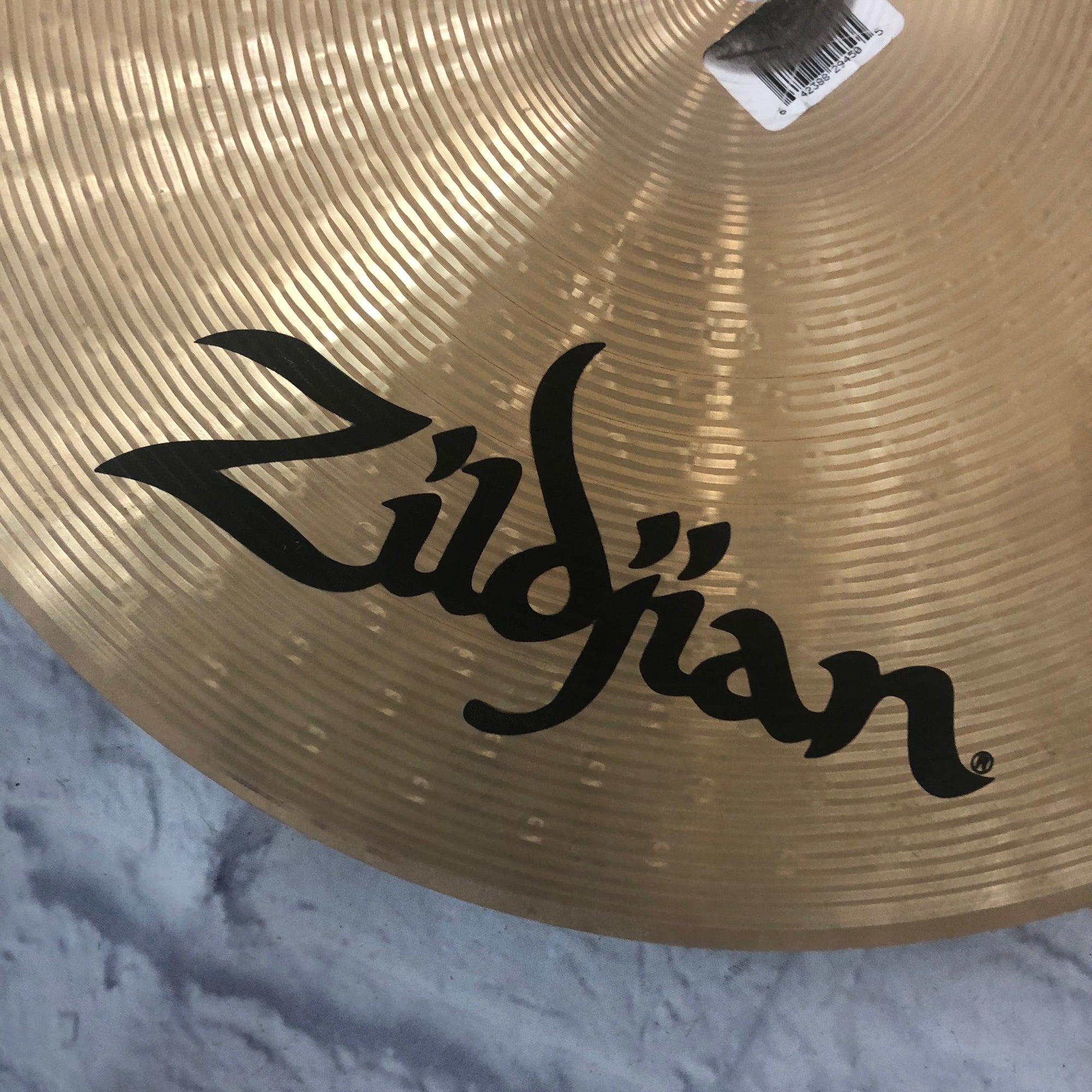 Zildjian 16 ZHT Fast Crash Cymbal