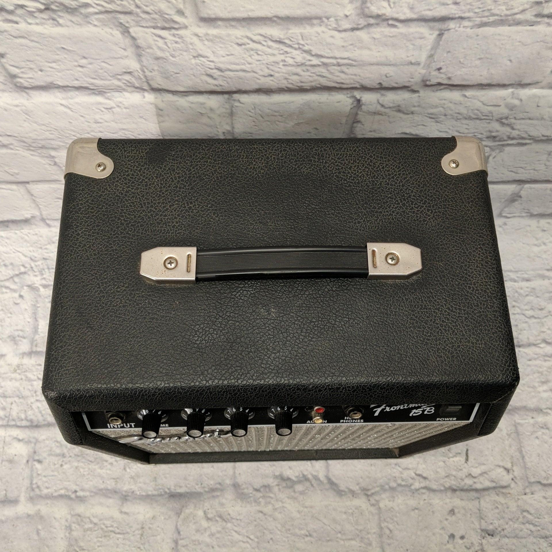 Fender Frontman 15B Bass Combo Amp