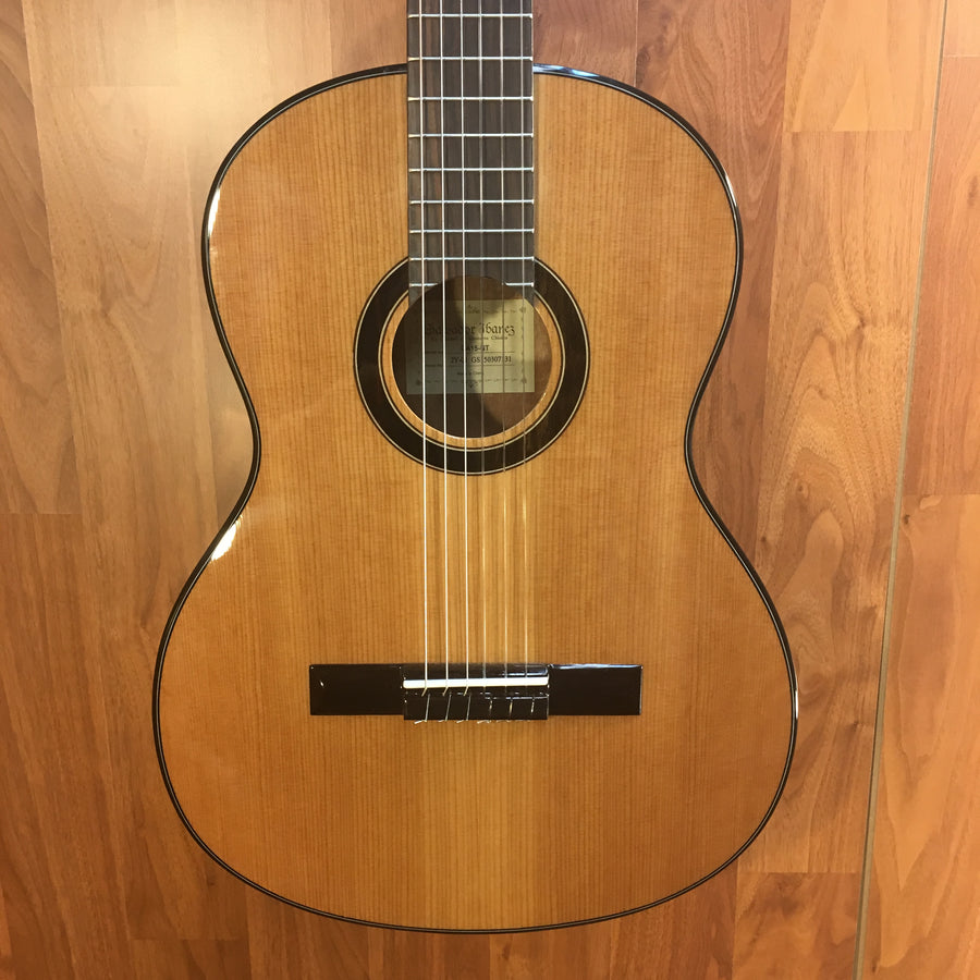 ** Ibanez GA15NT Classical Acoustic Guitar