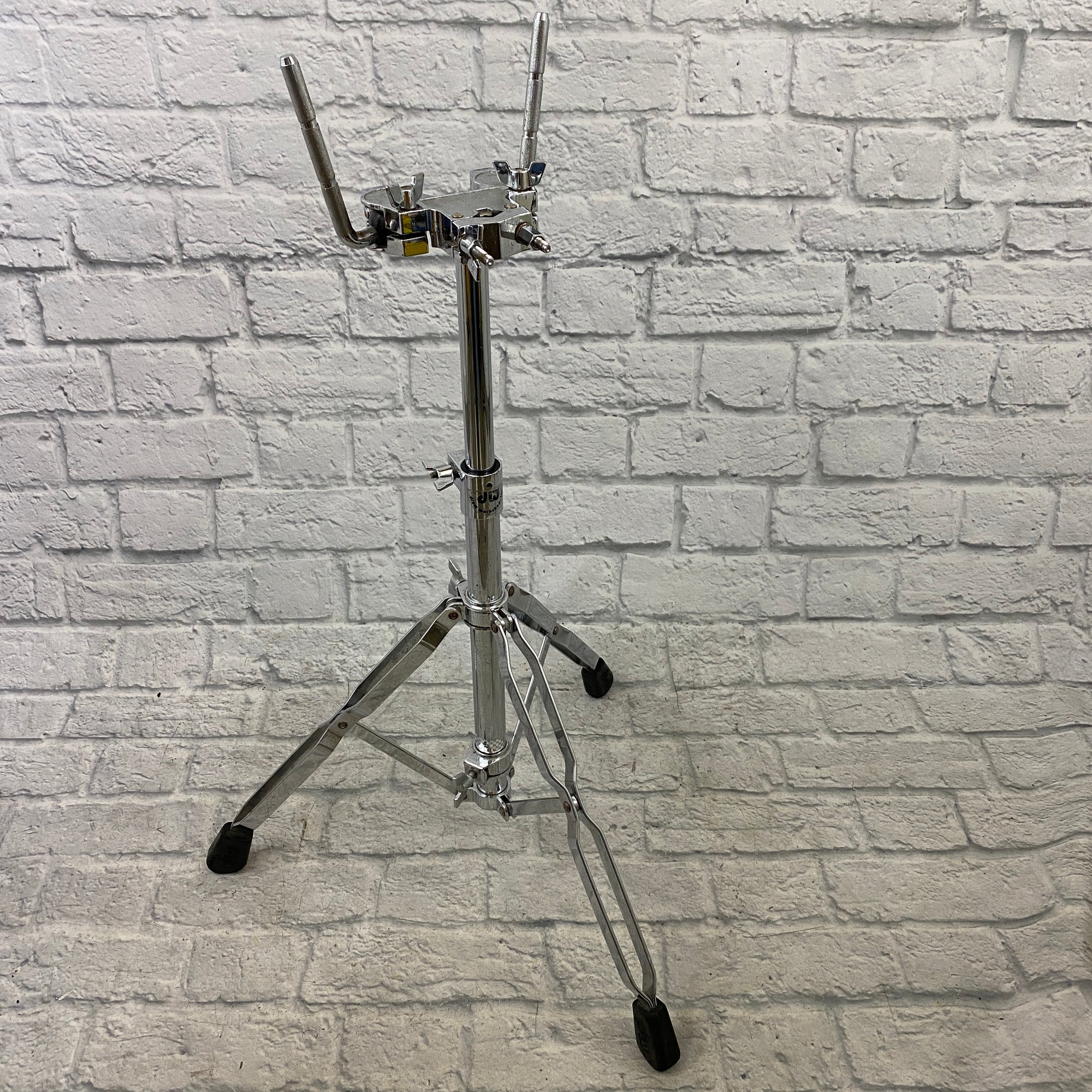 DW Heavy Duty Double Braced Double Tom Stand Drum Stand