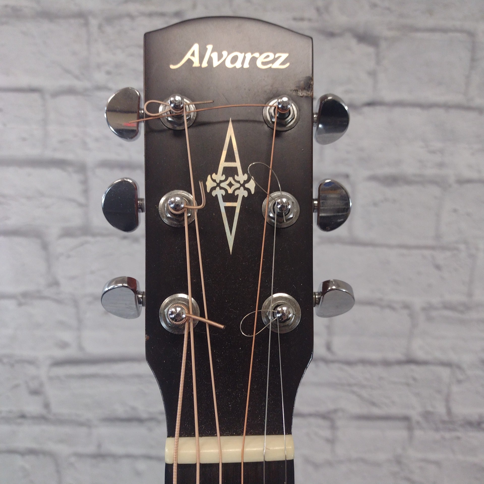Alvarez AD660ESHB Acoustic Electric Guitar