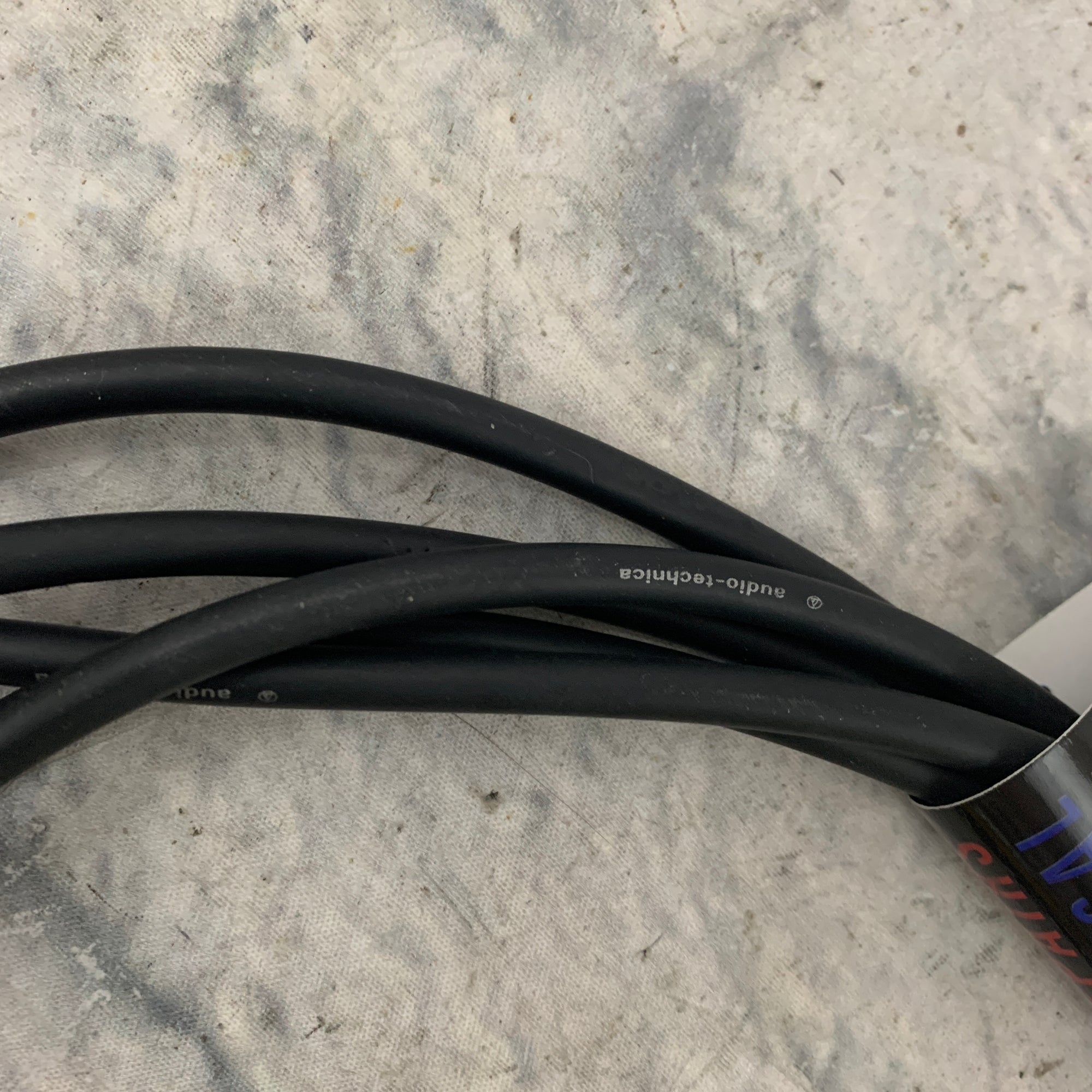 Audio Technica 9' Instrument Cable