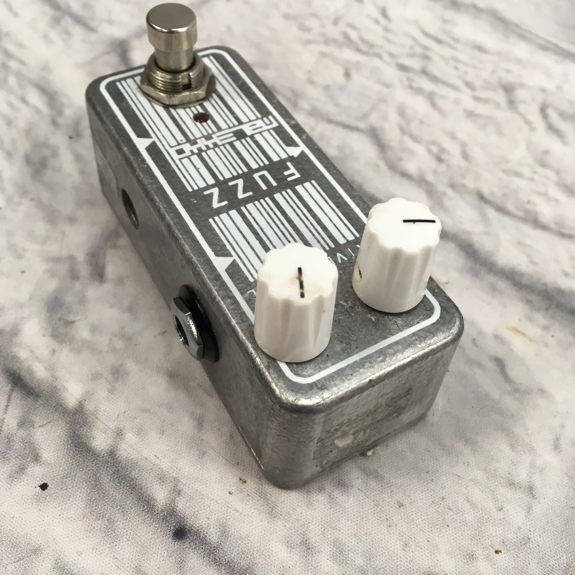Malekko Omicron Fuzz Pedal - Evolution Music