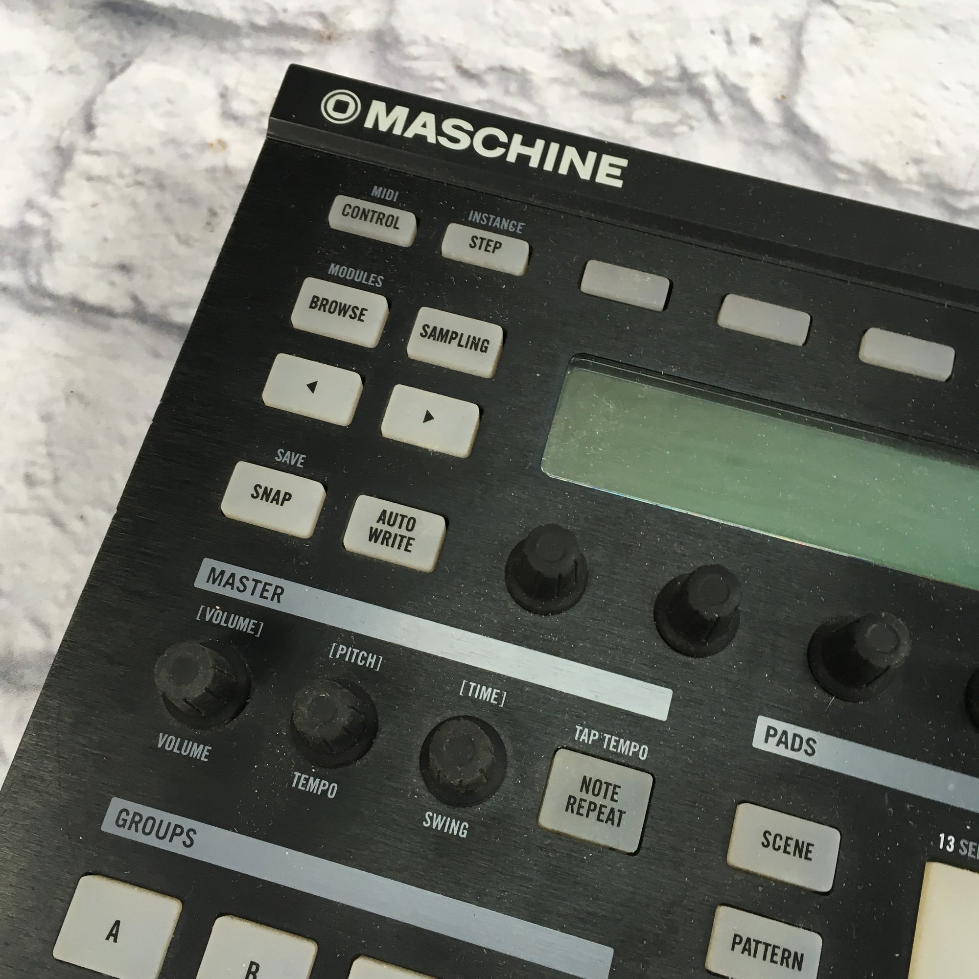 Native Instruments Maschine Controller