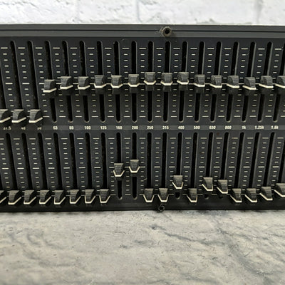 dbx 2231 2 Channel 31-Band Graphic EQ / Limiter w/ Type III Noise Reduction
