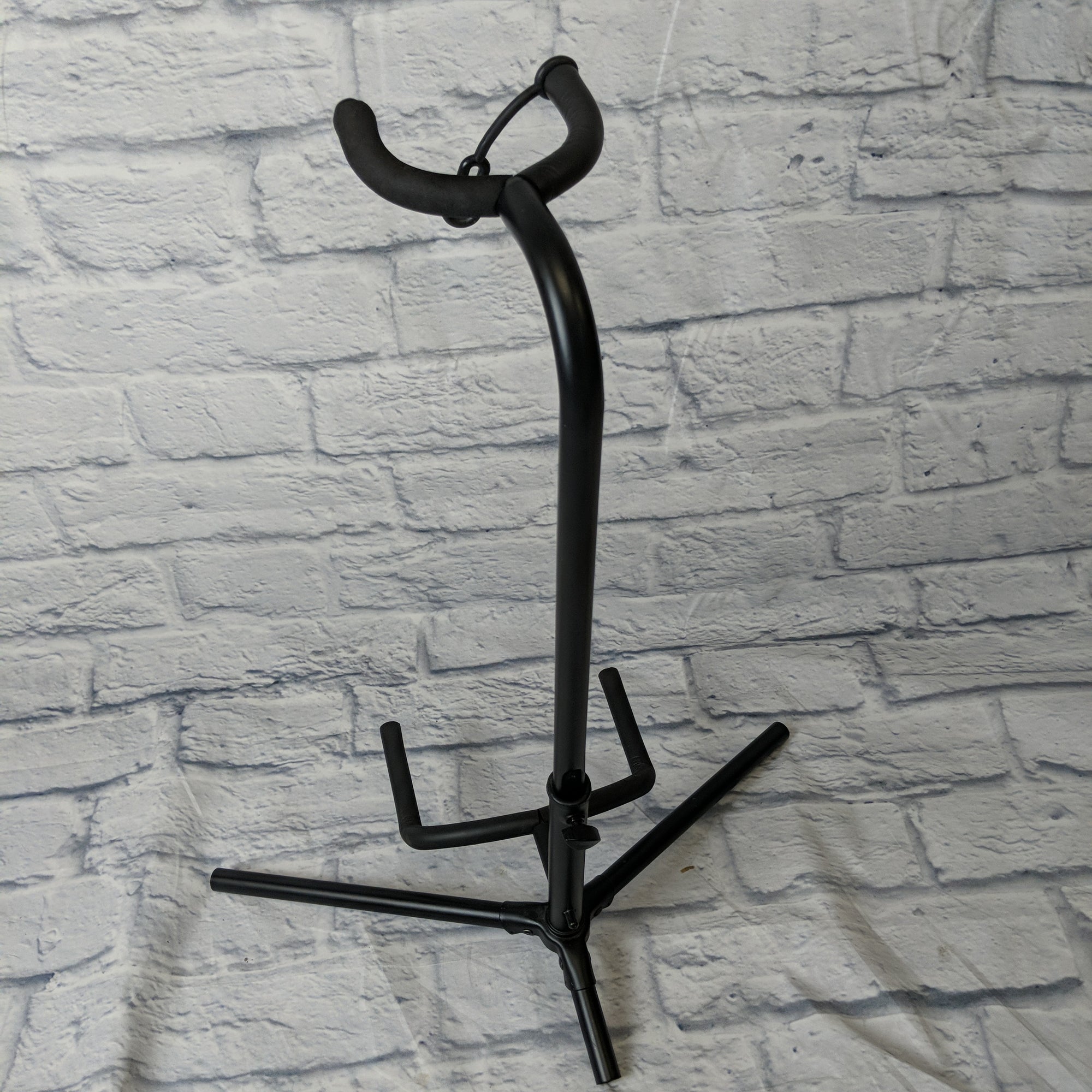 On Stage Stands guitar stand