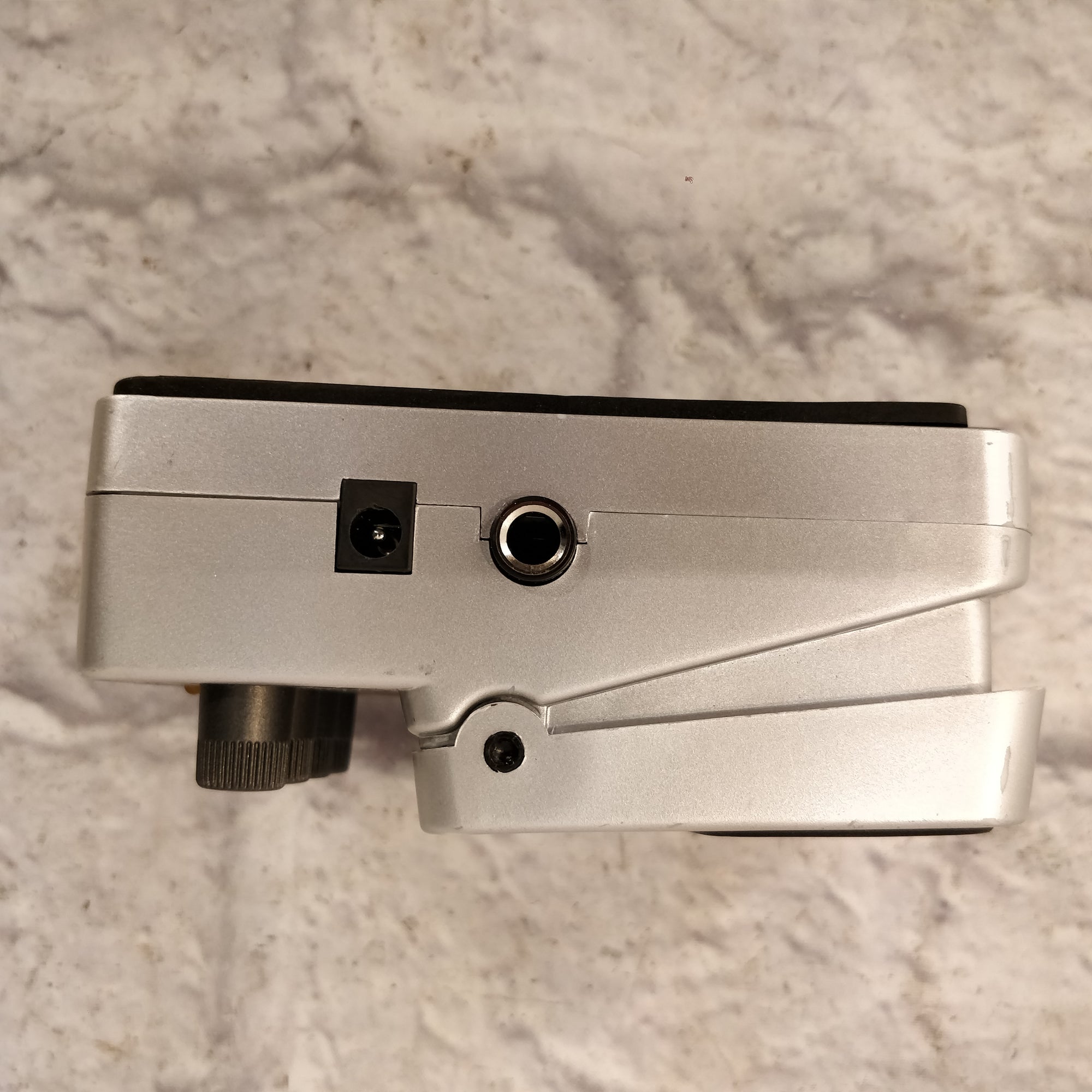 Behringer DD400 Digital Delay Pedal