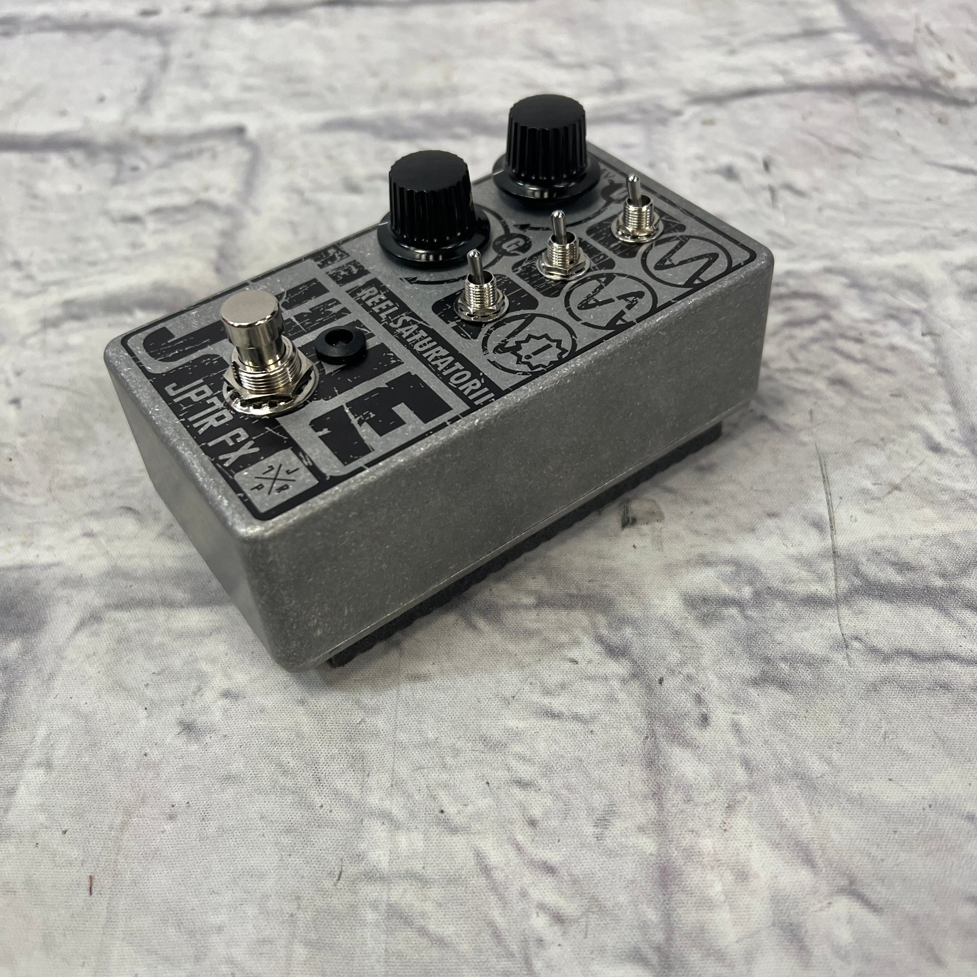 jive pedal JPTR Jive Reel Saturator Effects Pedal