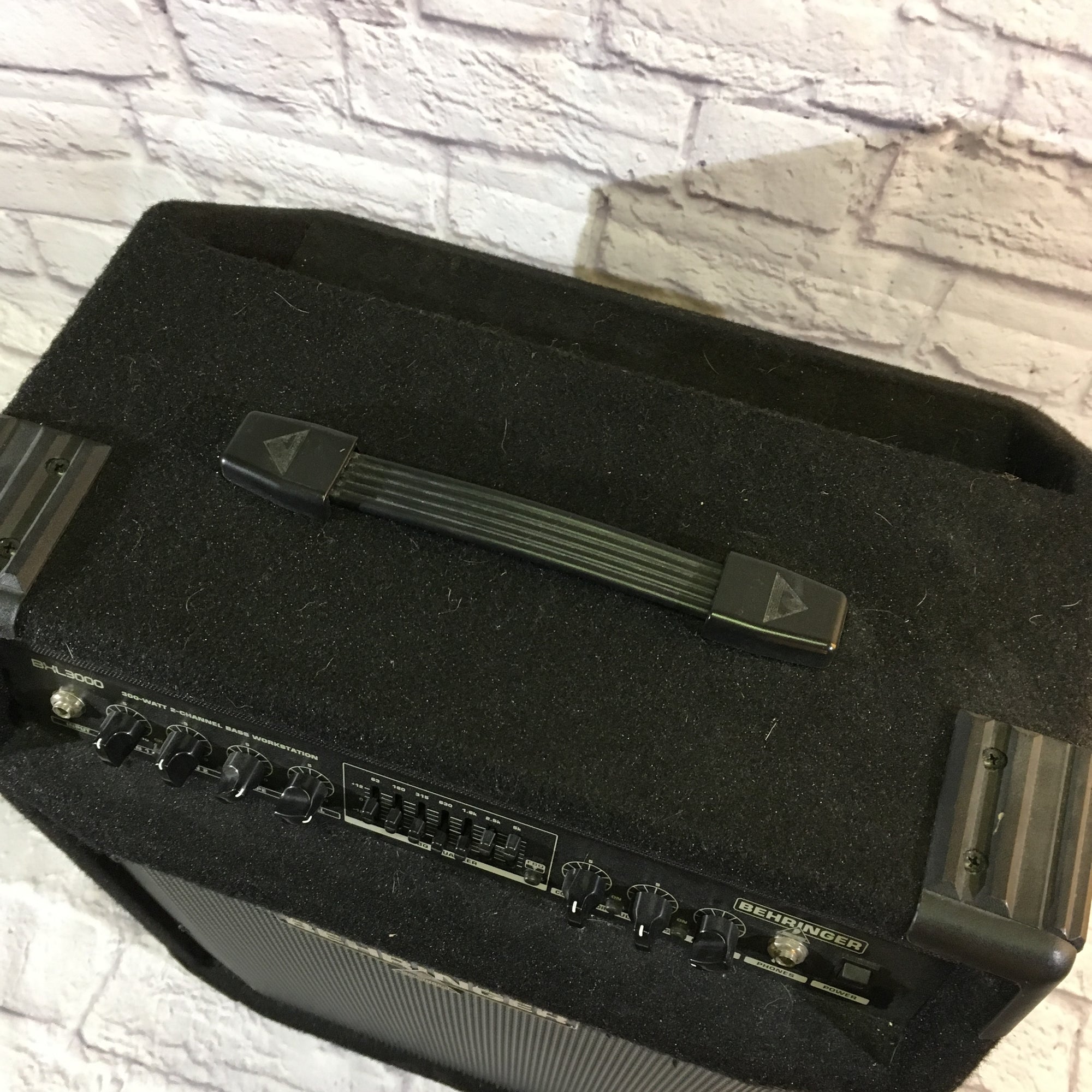 Behringer Ultrabass BXL3000 Bass Combo