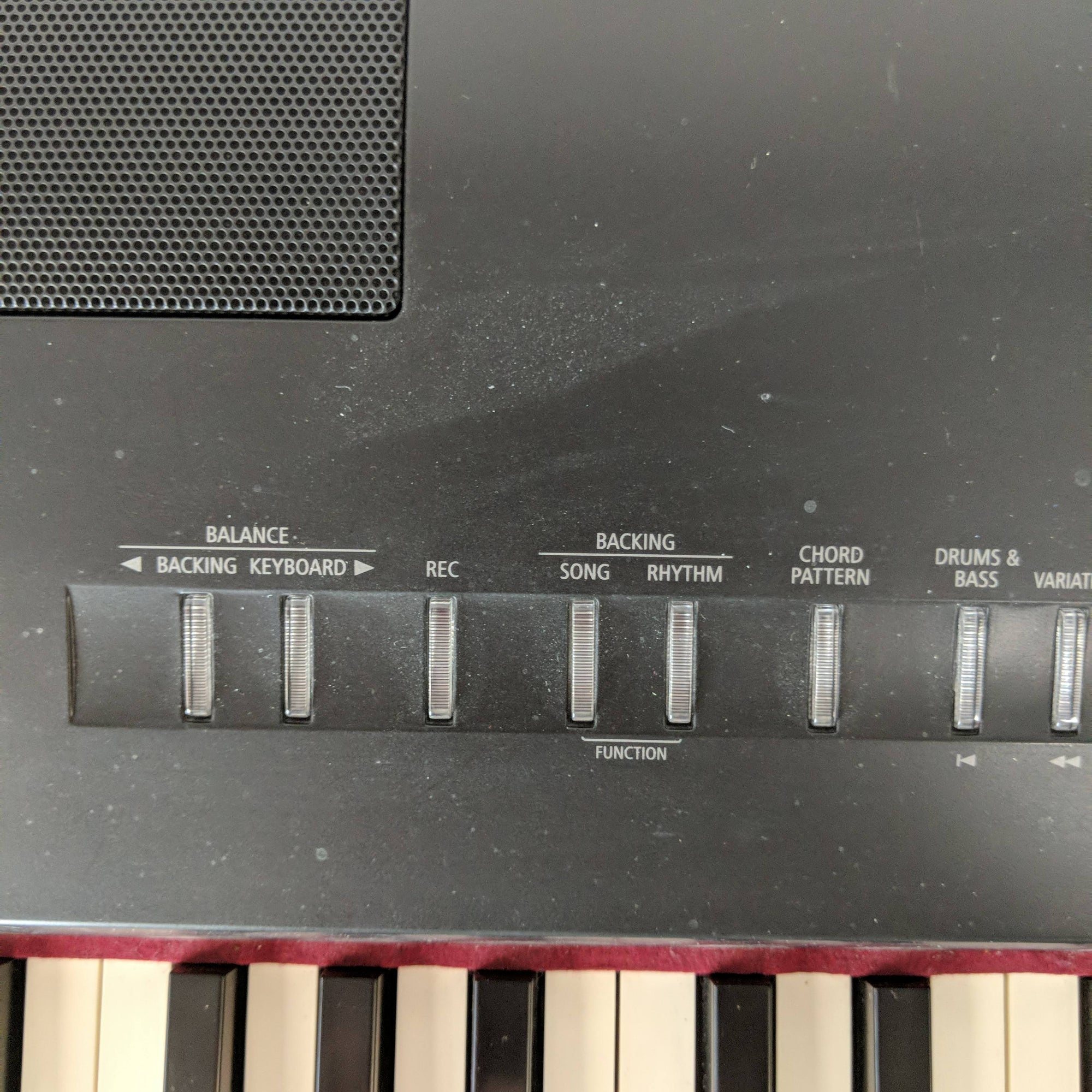 Roland FP80 Electric Piano with gator case