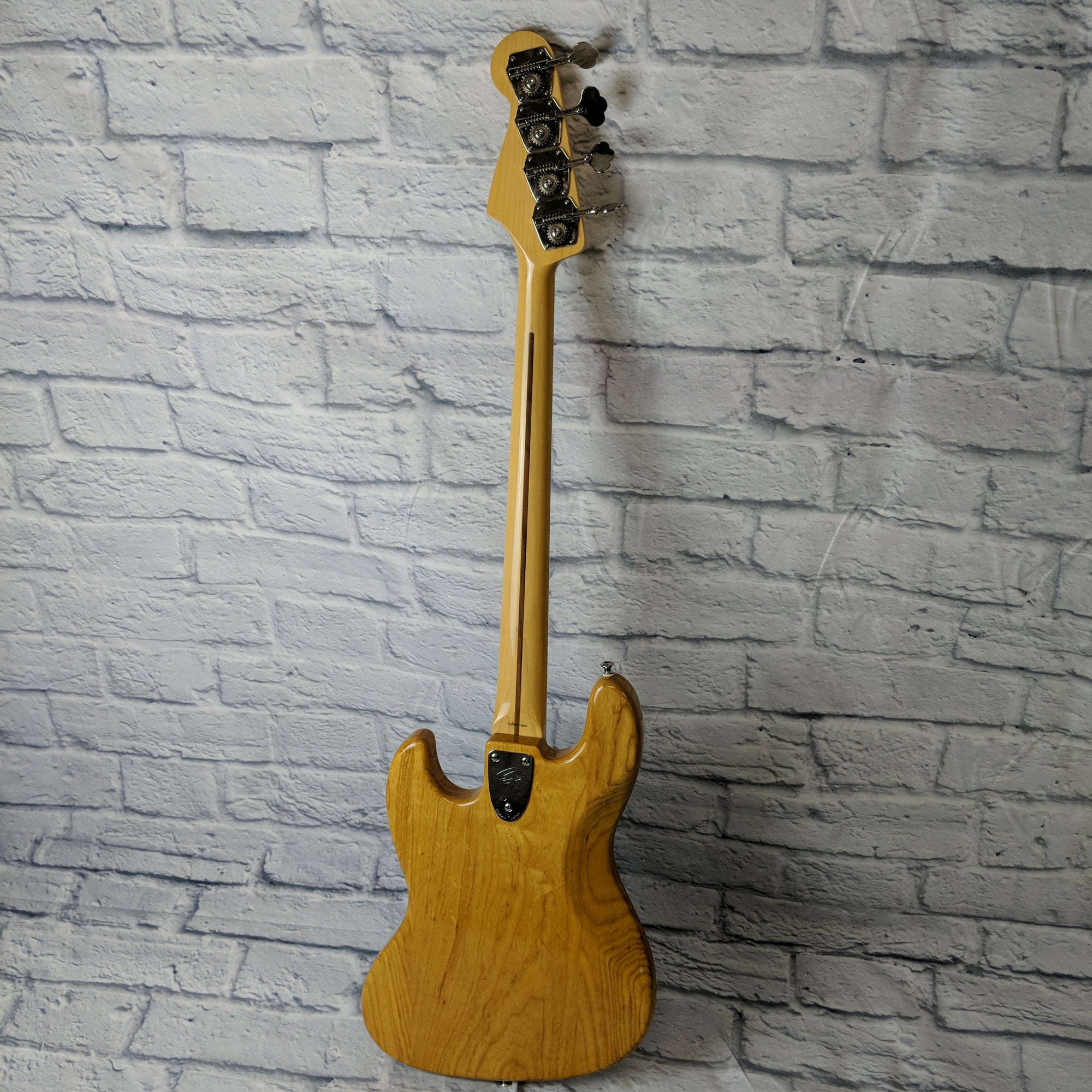Fender Jazz Bass 2004 w/gig bag R084793