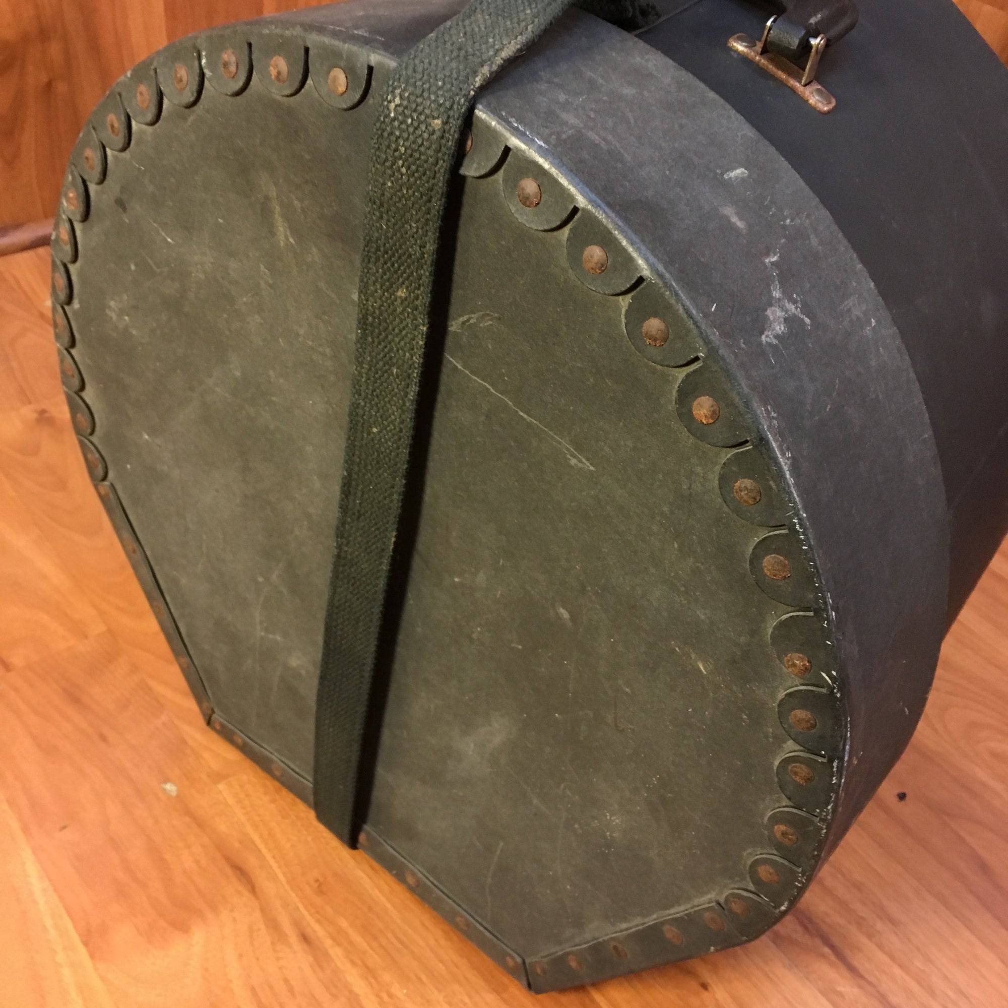 Unknown 16 x 11 Drum Case