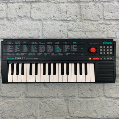 Yamaha PortaSound PSS-11 Digital Synth