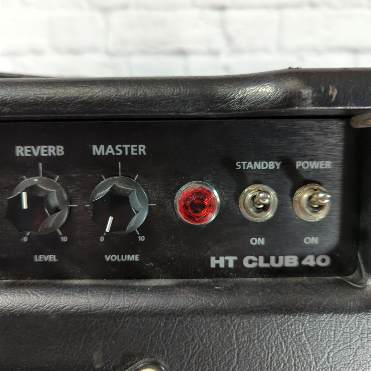 Blackstar HT CLUB 40 (clean channel out) Guitar Combo Amp