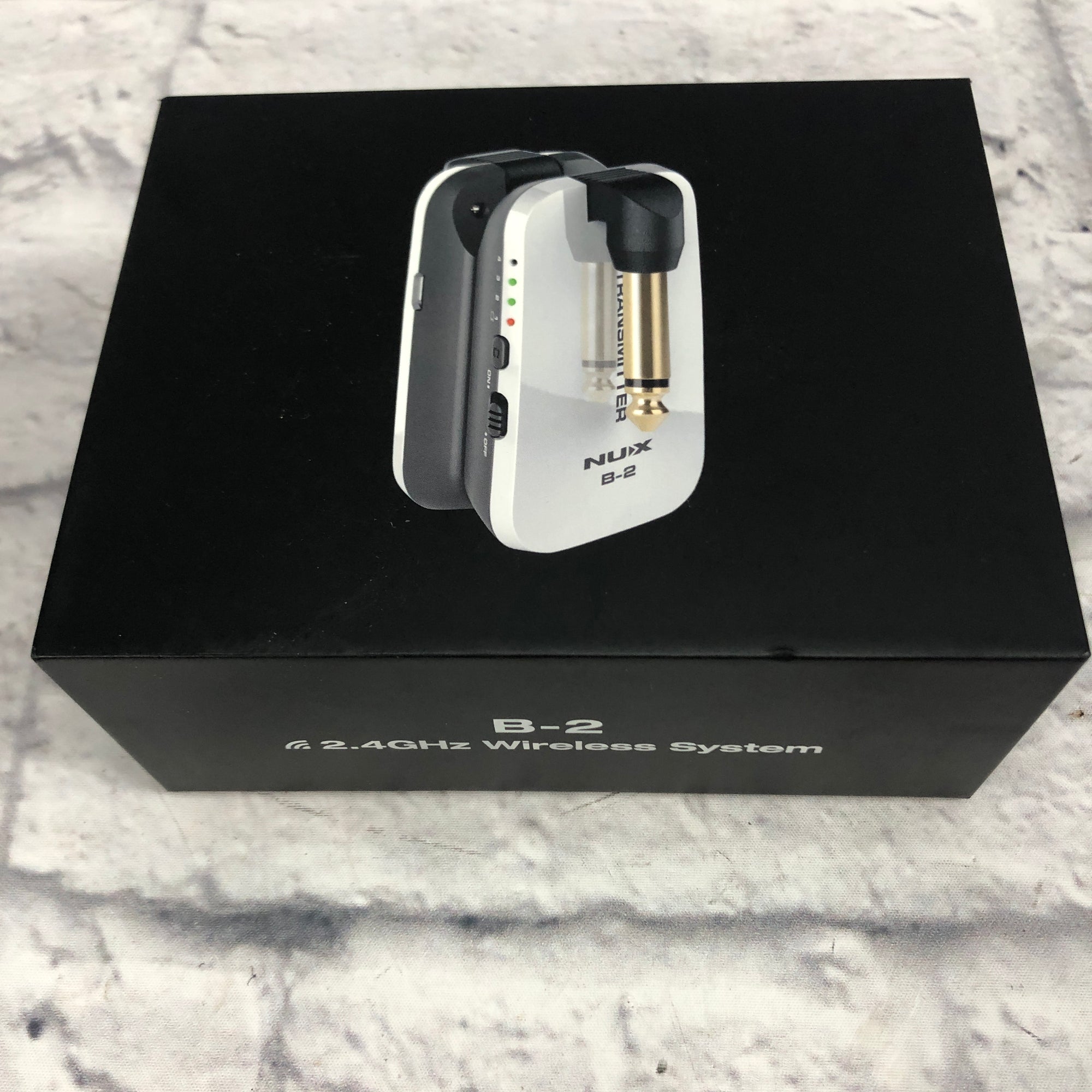 NuX B-2 2.4ghz Wireless Instrument System