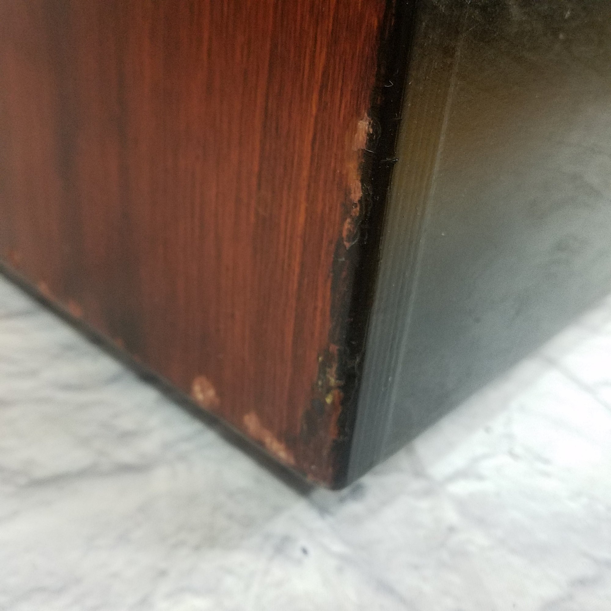 14U Rolling Wood Rack Case
