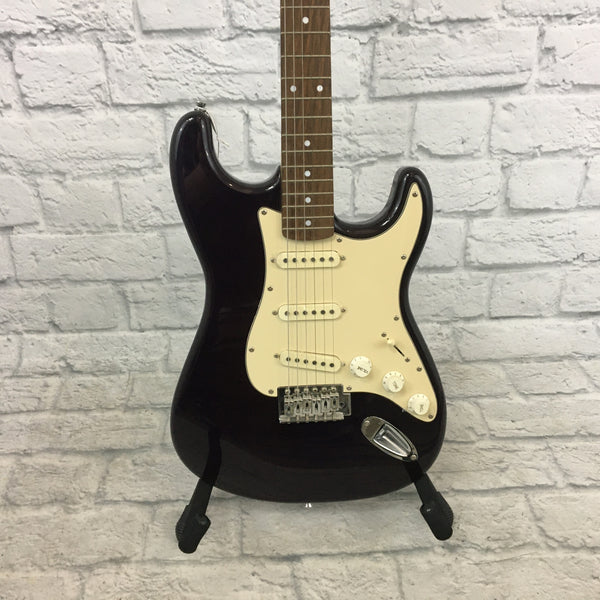 New York Pro Strat-Style Electric Guitar Black - Evolution Music